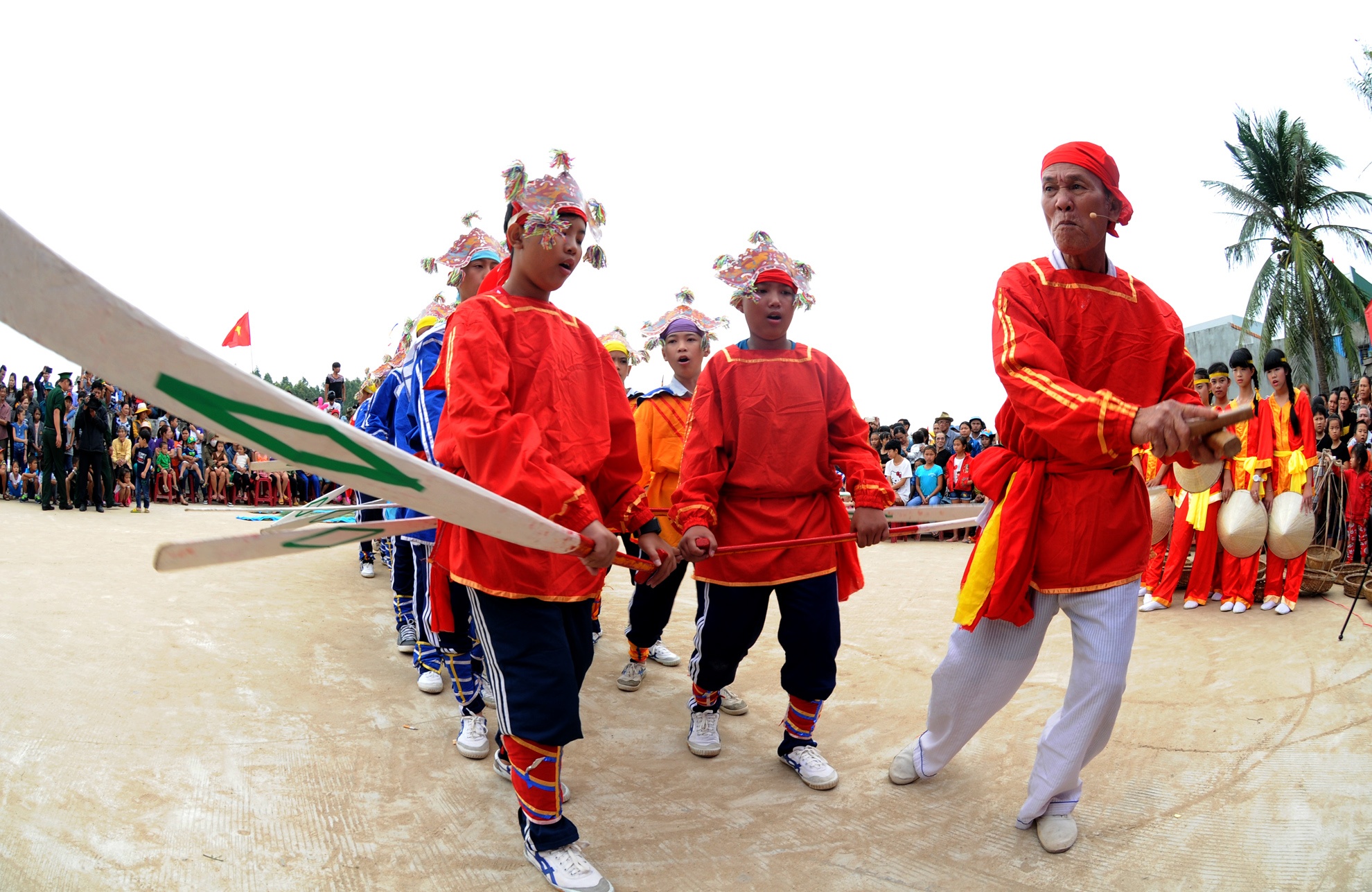 Le hoi cau ngu Sa Huynh anh 2