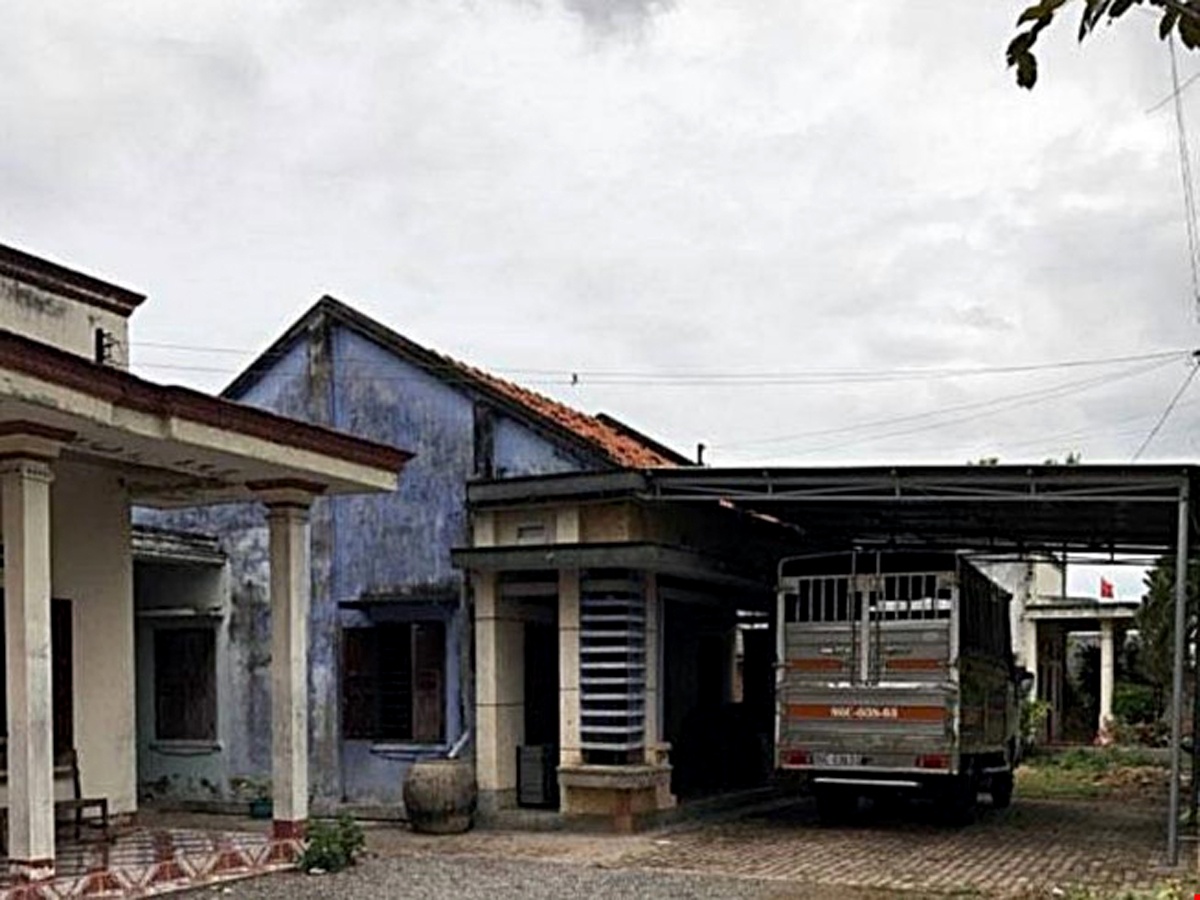 Trung doc dac 10 ty, hai vo chong nhap vien vi... khach hinh anh