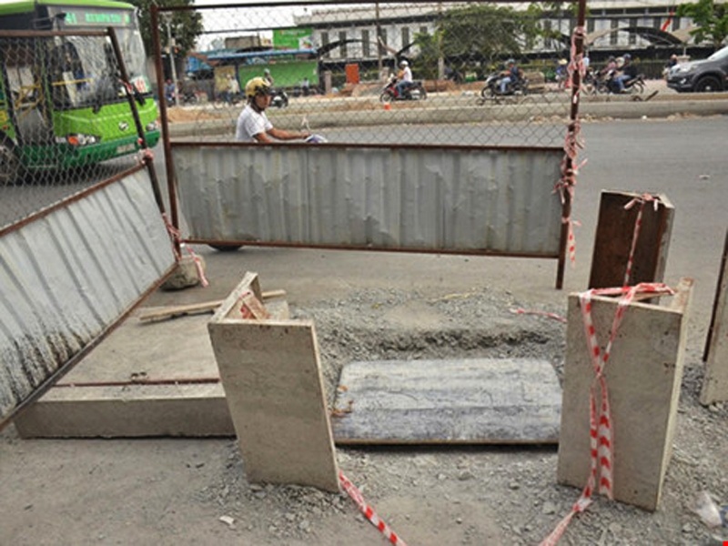 Tai nạn hố ga  ảnh 1 Tai nan ho ga anh 1