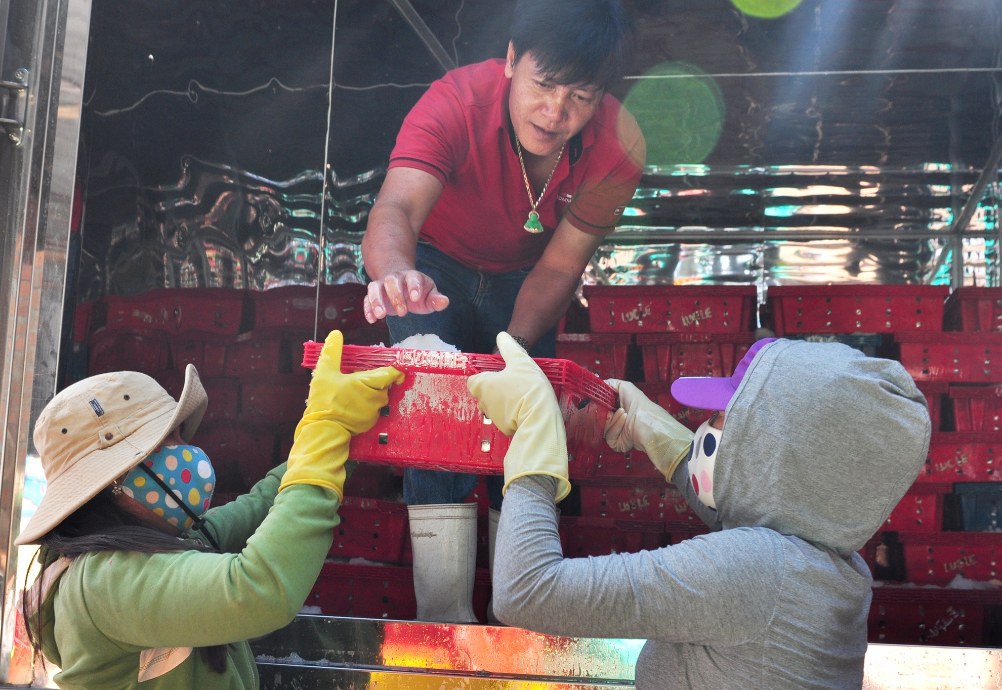 Trung dam loc bien dau nam anh 9