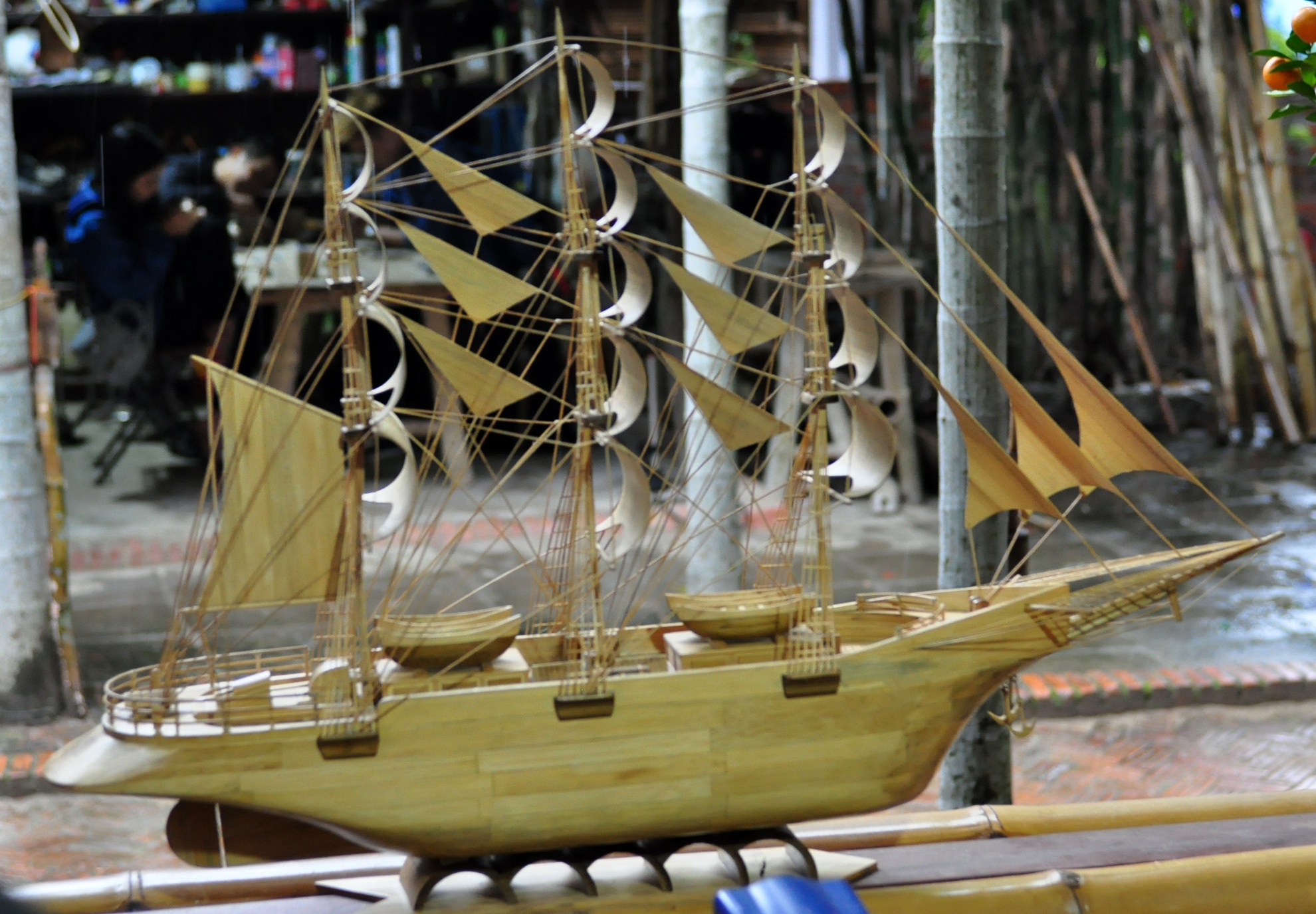 Bien tre gai thanh khung xe dap,  hang my nghe anh 9