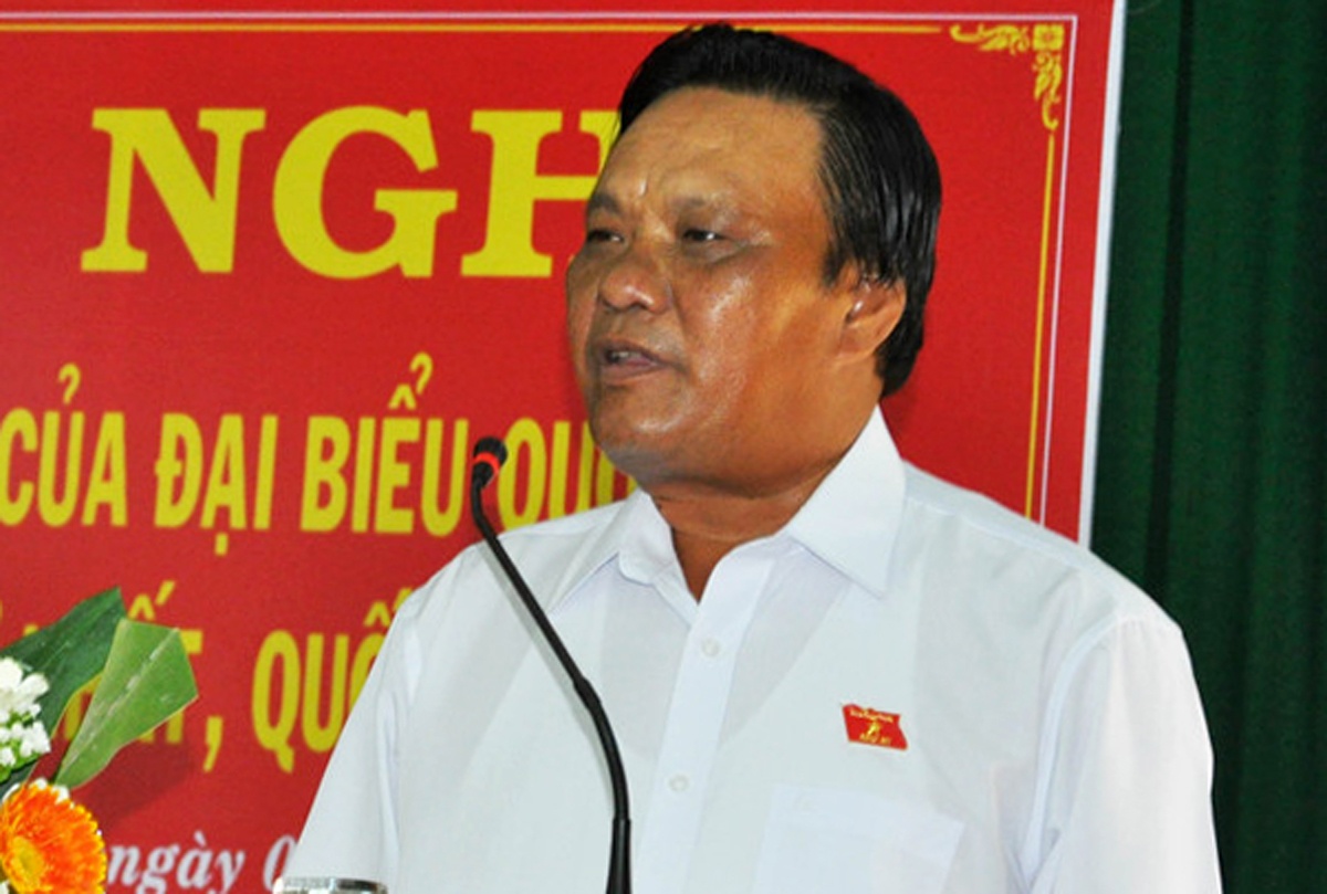 Thu hoi 386 trieu dong hoc tien si cua Pho bi thu Binh Dinh hinh anh