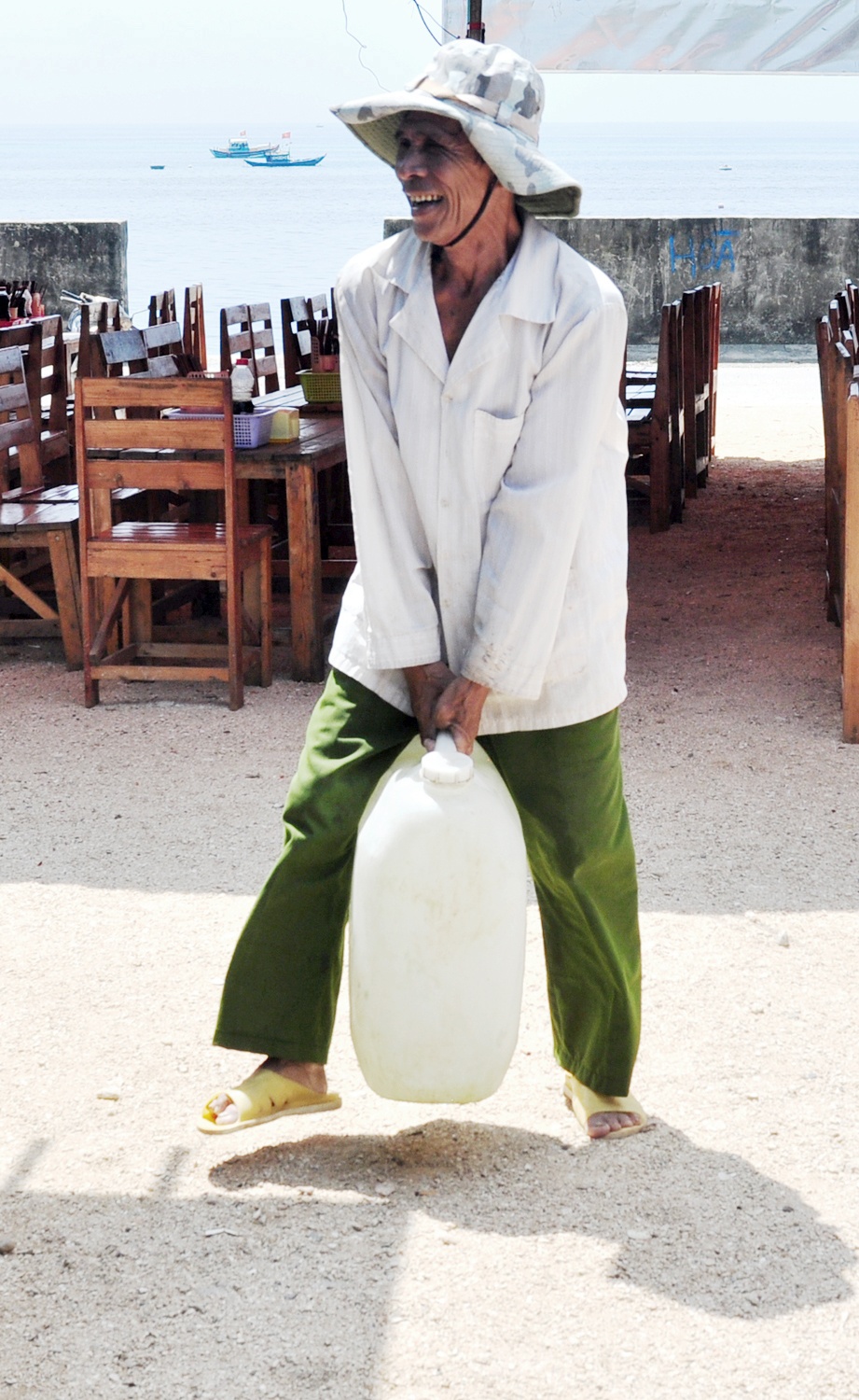 33 nam lam nghe phu nuoc anh 8