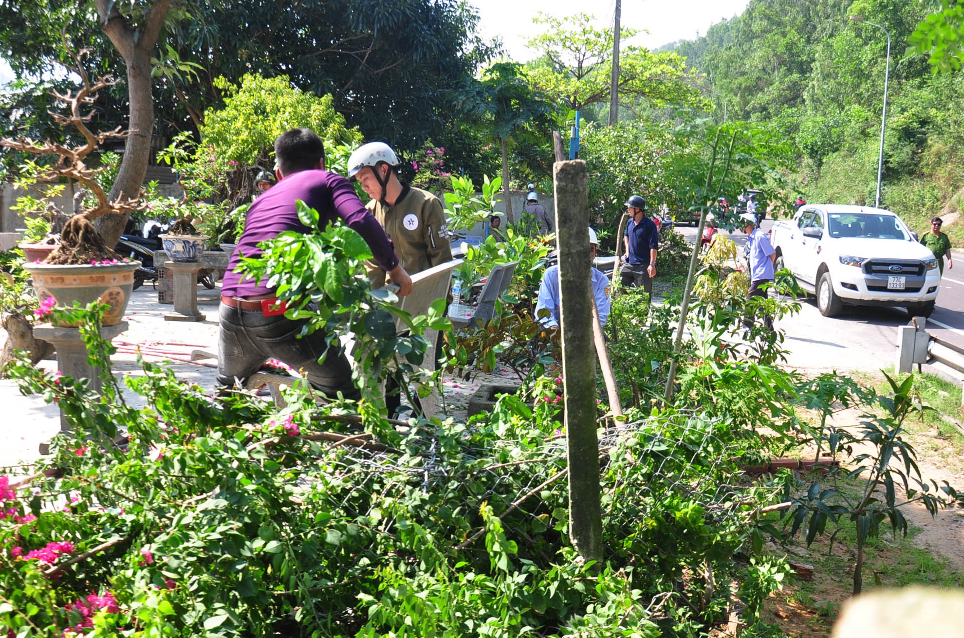 Nha trai phep o pho bien Quy Nhon anh 2