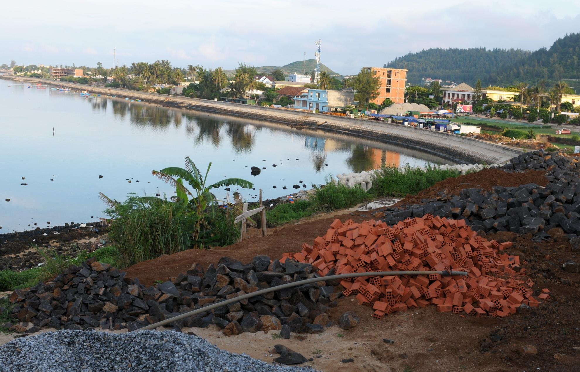 Vi phạm đất đai ở Lý Sơn ảnh 2 Vi pham dat dai o Ly Son anh 2