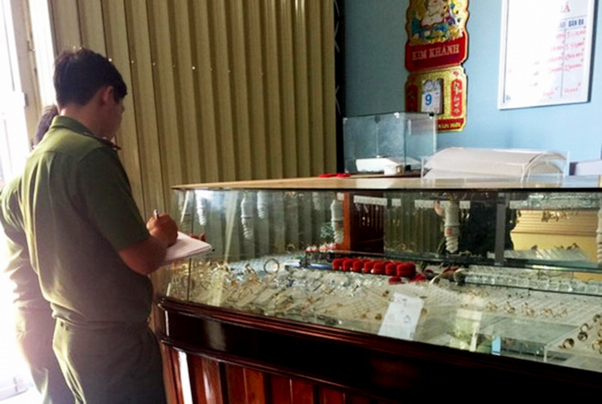 Trộm vàng ở Bình Định ảnh 1 Trom vang o Binh Dinh anh 1