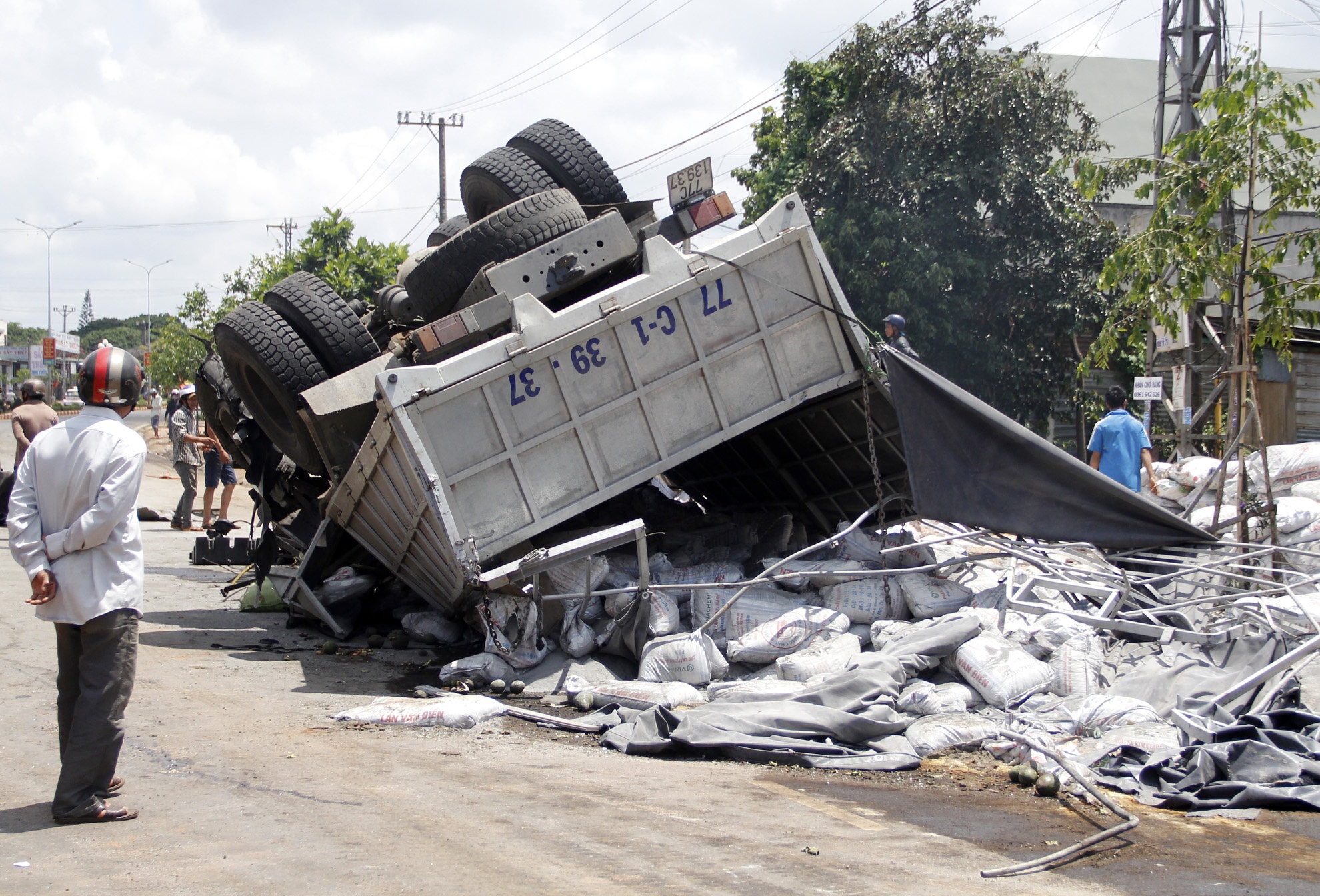 Vụ tai nạn 13 người chết ở Gia Lai ảnh 1 Vu tai nan 13 nguoi chet o Gia Lai anh 1