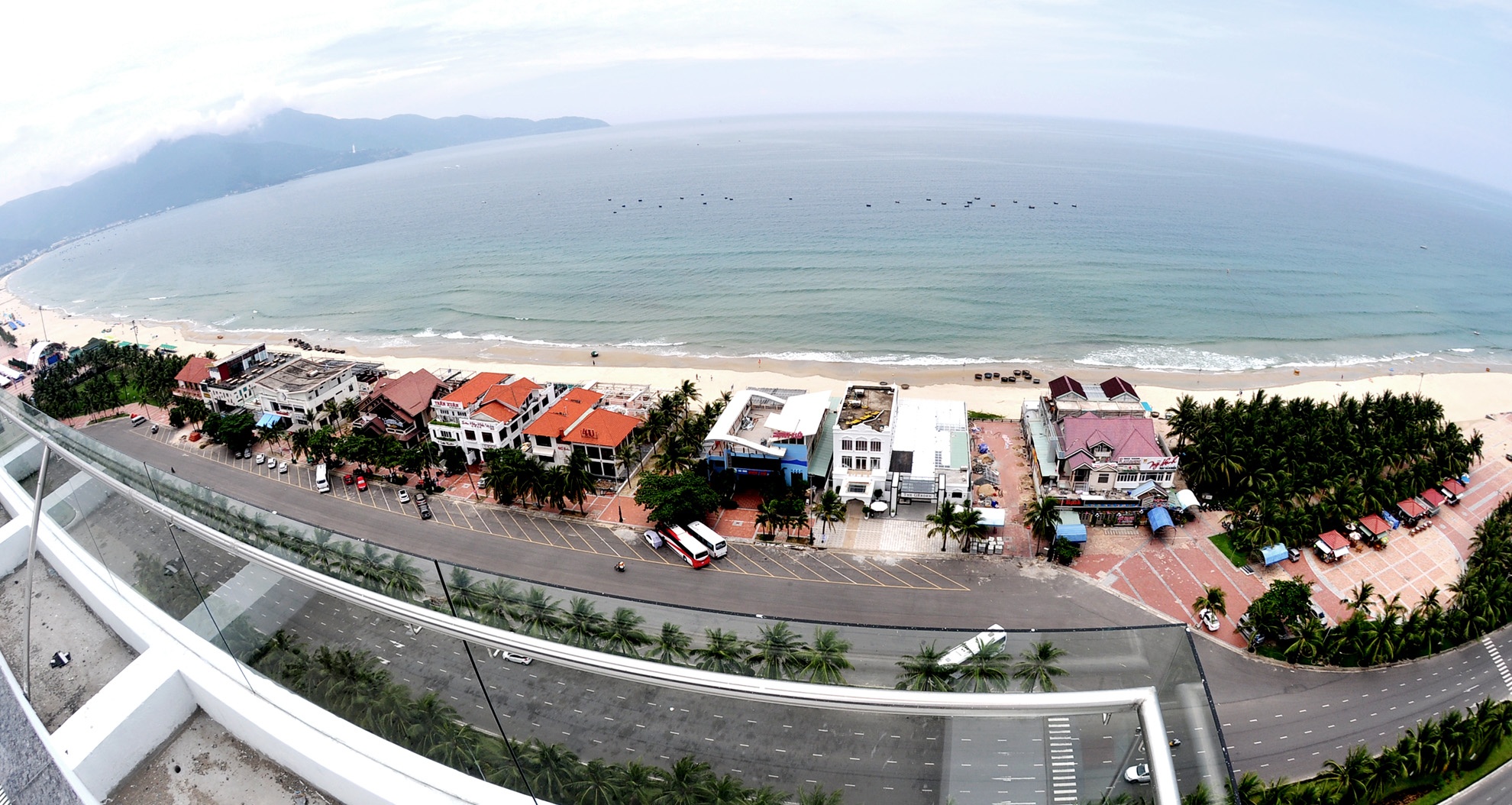 Con duong trieu do o pho bien Da Nang anh 12