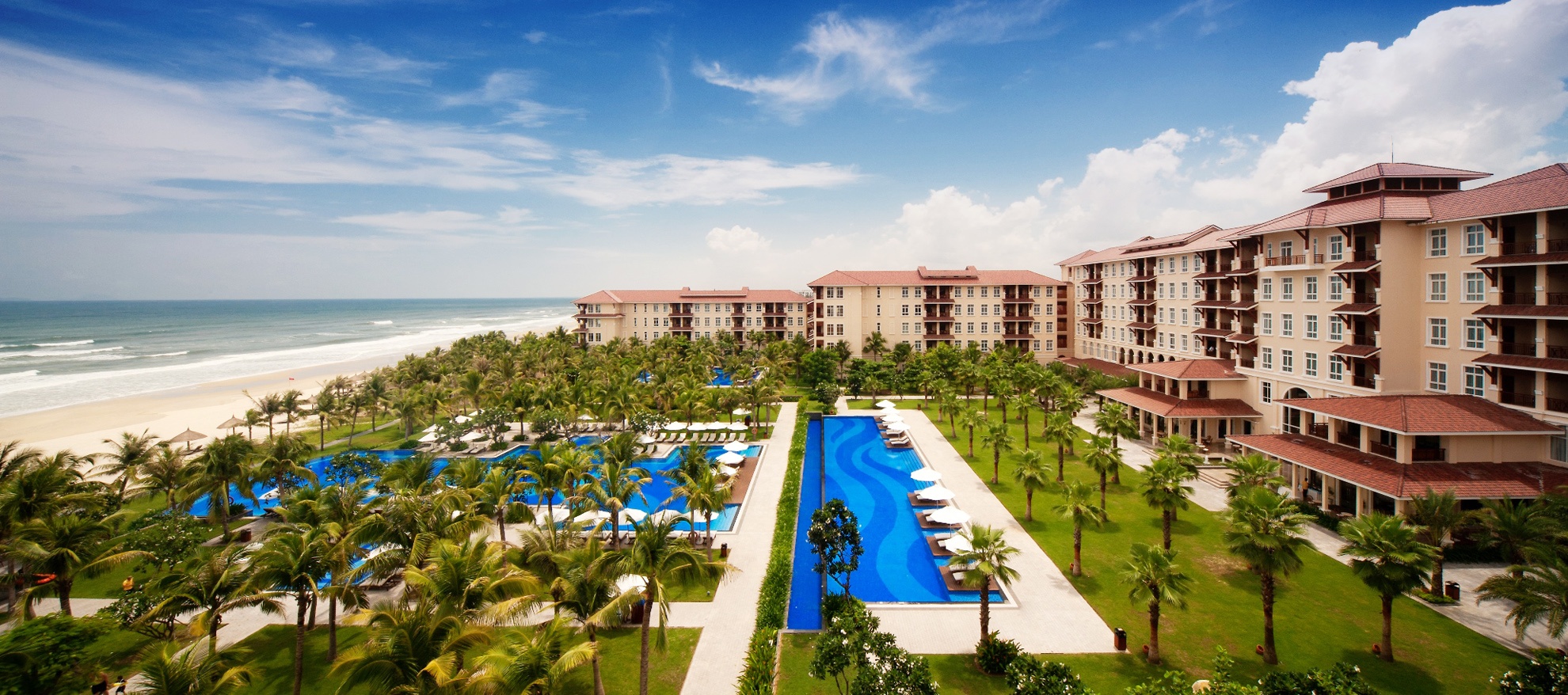 'Duong pho 5 sao' sat bo bien Da Nang hinh anh