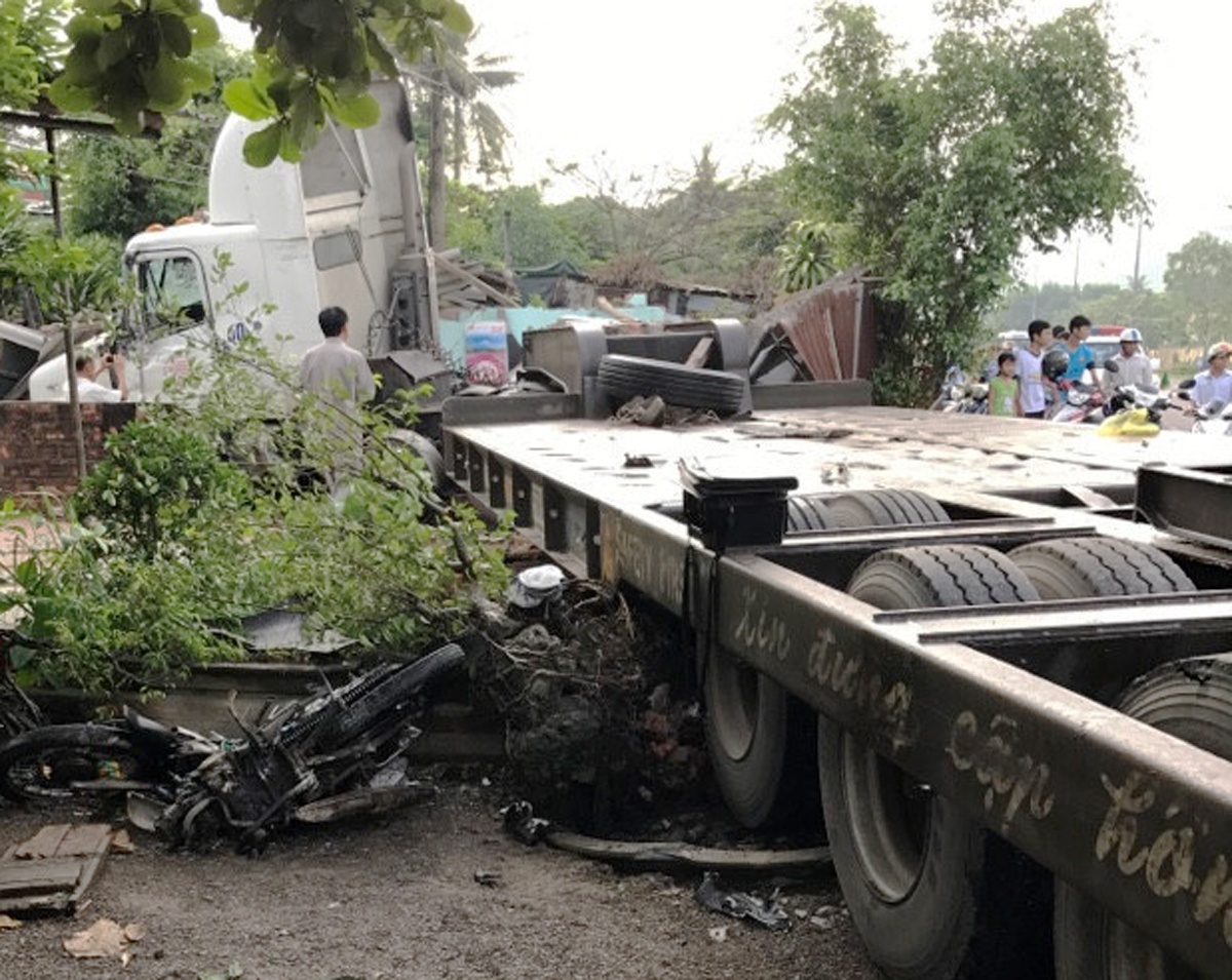 Hai vo chong ban ca tu nan anh 2