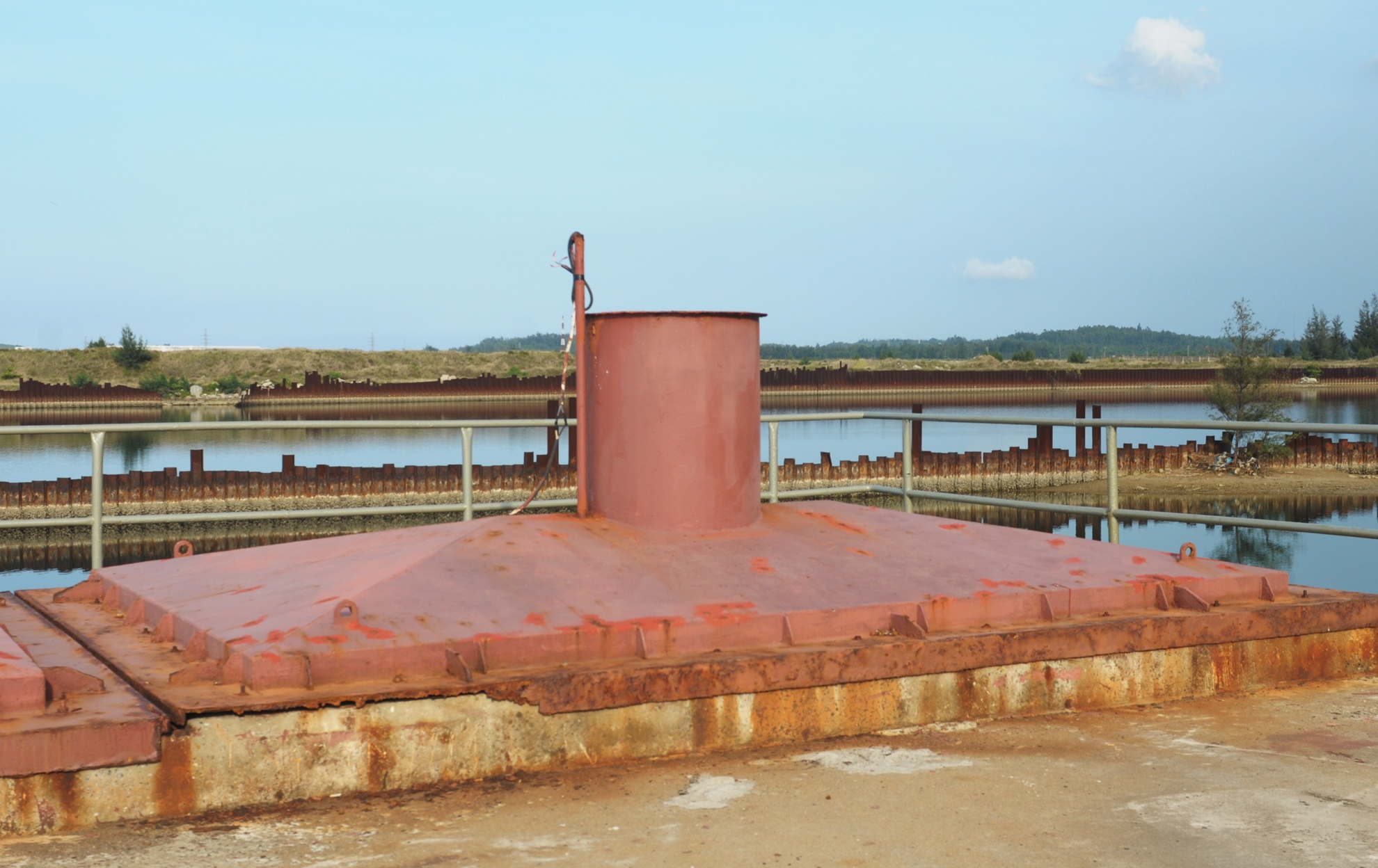 Nha may dong tau Dung Quat no hang nghin ty anh 3