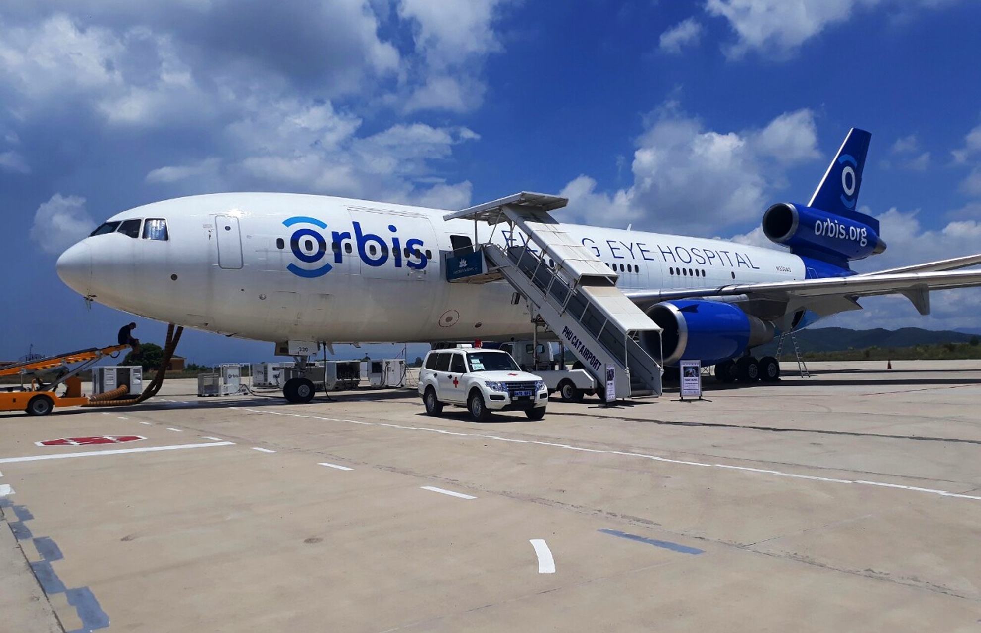 Benh vien bay Orbis den Binh Dinh hinh anh