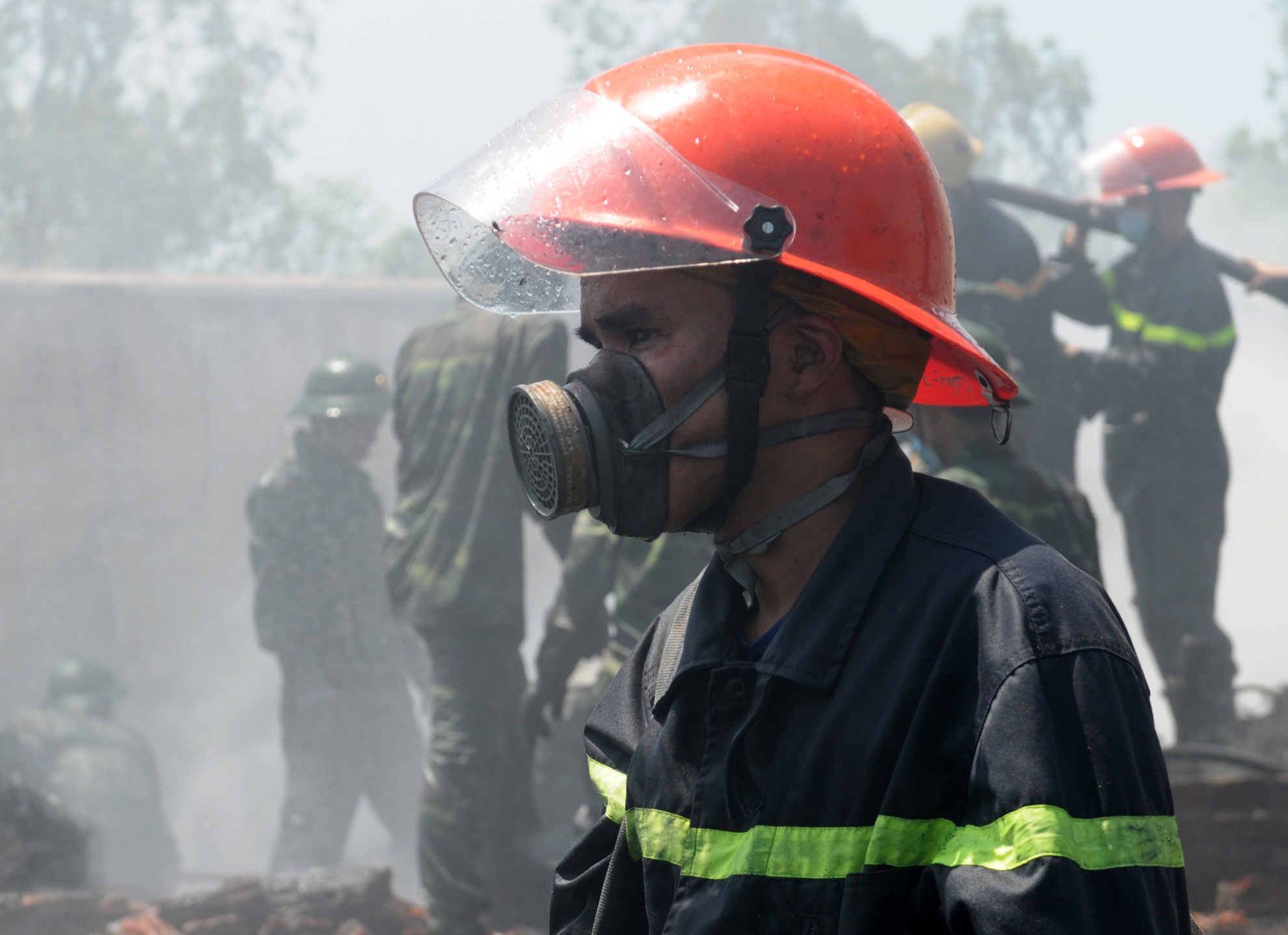 Hoa hoan o xuong tai che lop xe anh 11