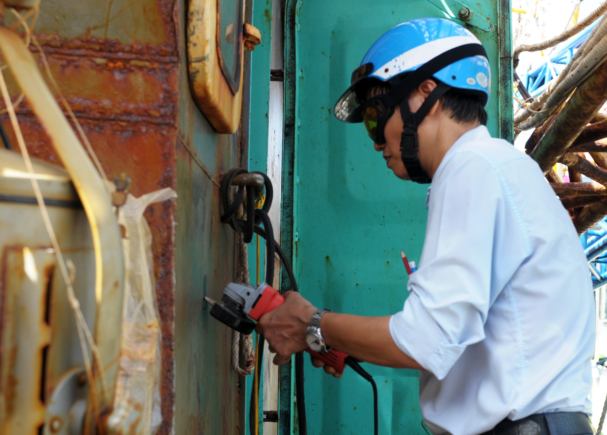 Ngu dan ta hoa vi tau vo thep dom anh 7