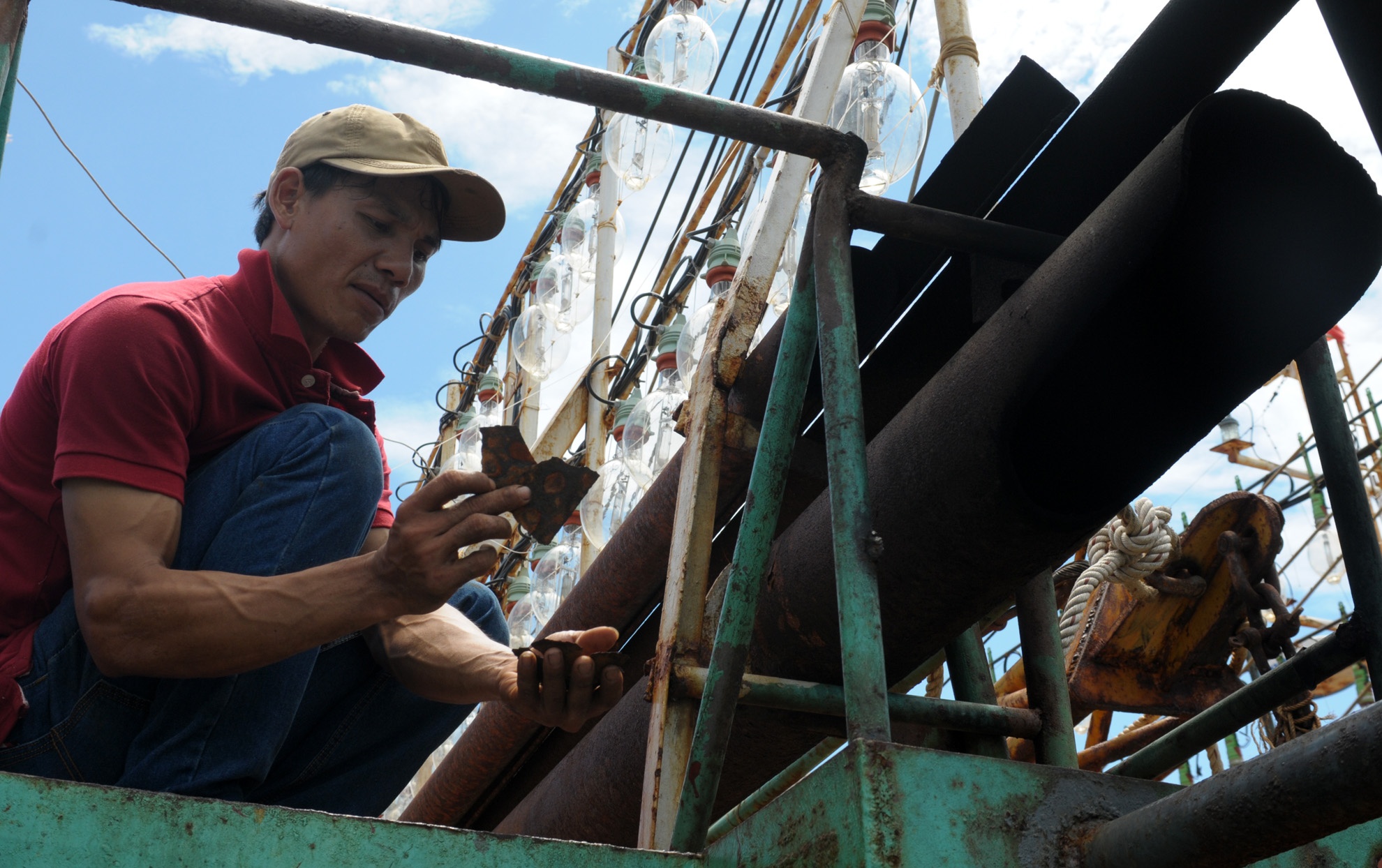 Tau vo thep Binh Dinh nam bo anh 3