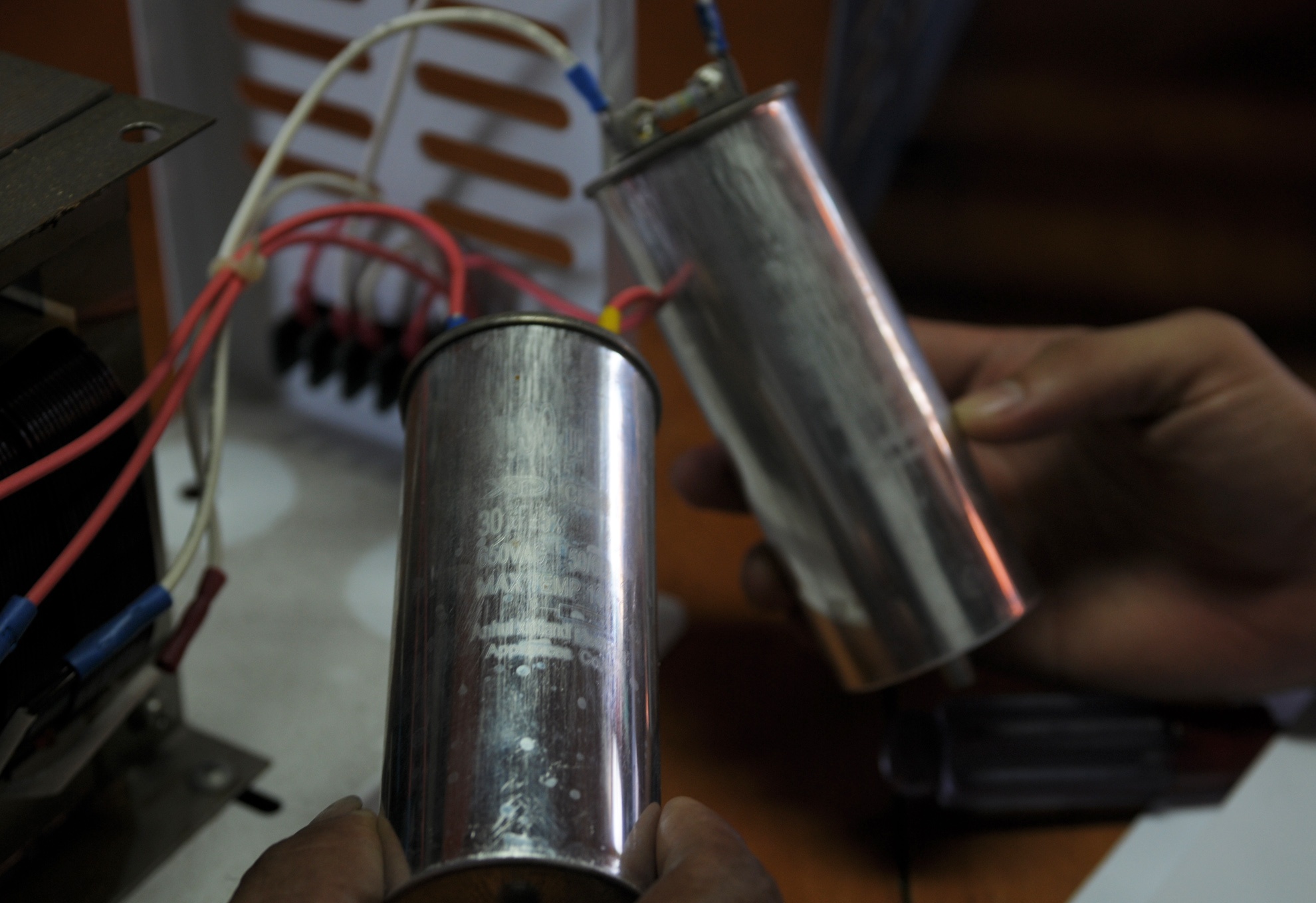 Tàu thép Bình Định nằm bờ ảnh 3 Tau thep Binh Dinh nam bo anh 3