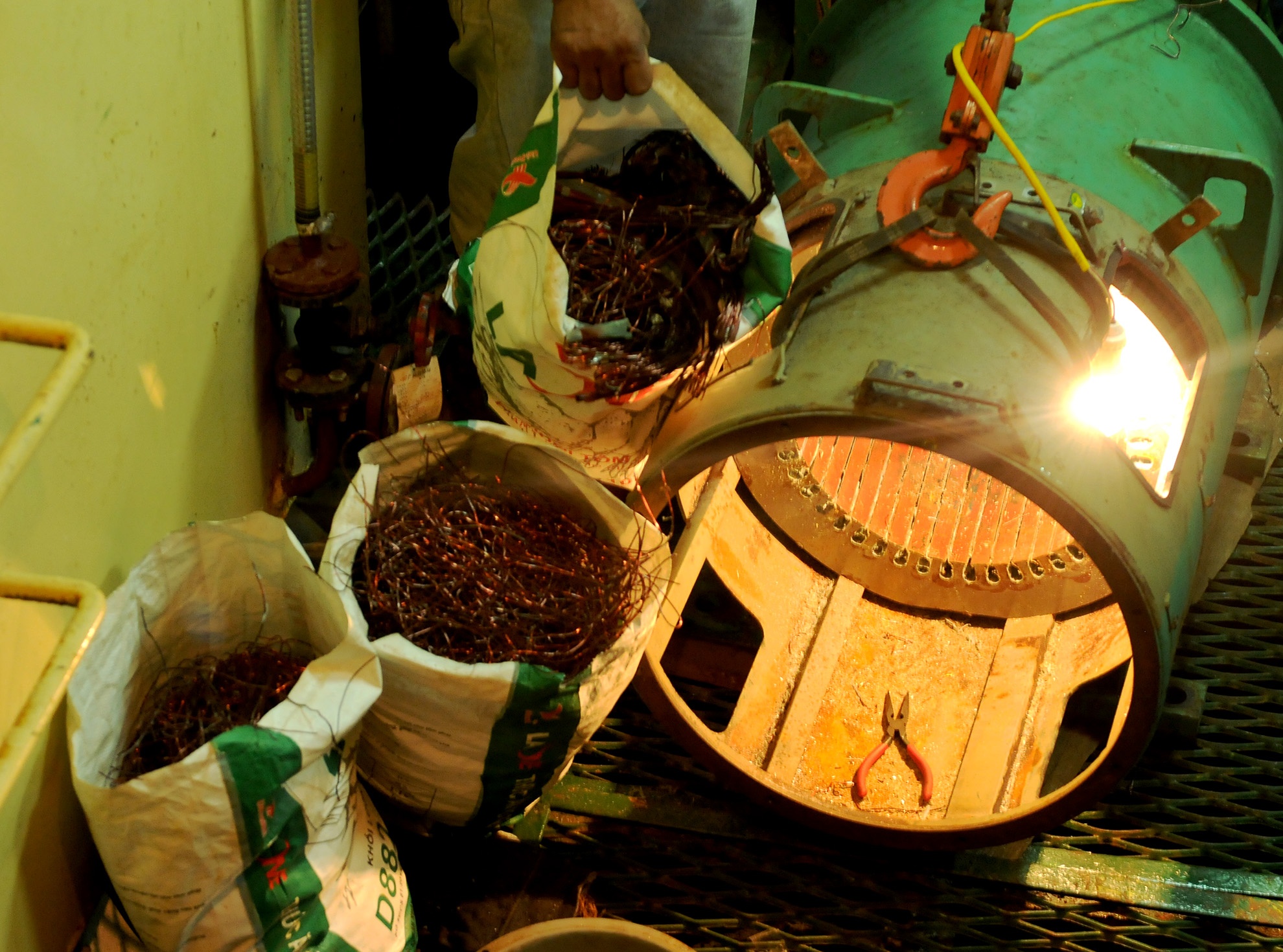 Tau thep Binh Dinh nam bo anh 8