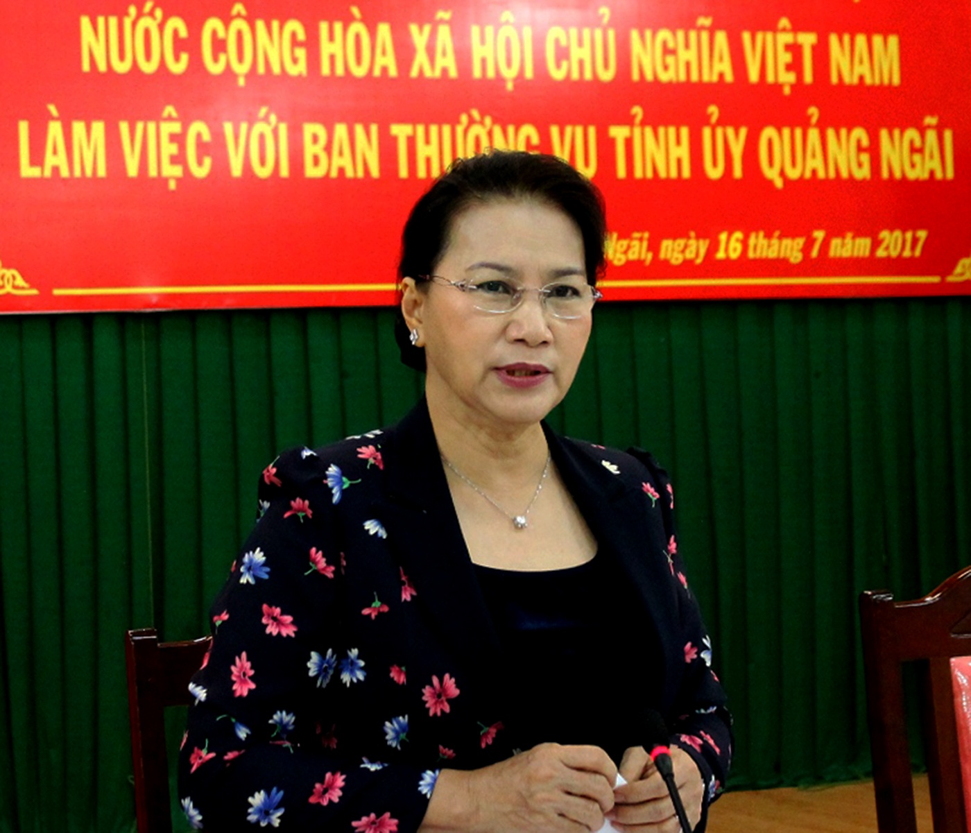 Chu tich Quoc hoi: Yeu quy nguoi co cong nhu nguoi than ruot thit hinh anh