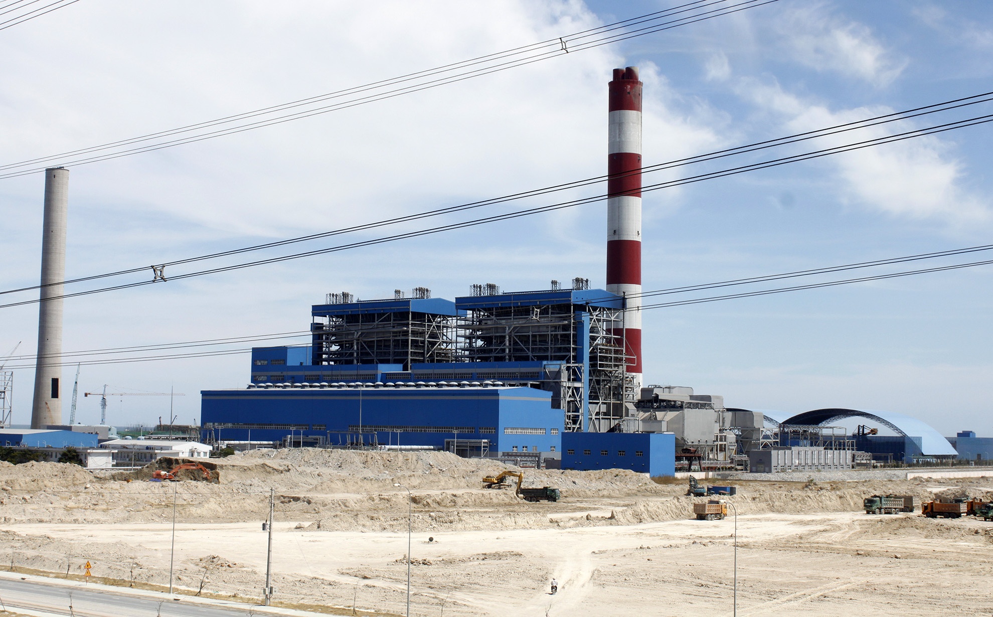 Vu nhan chim 1 trieu m3 vat chat: Bo Cong Thuong cach chuc can bo hinh anh