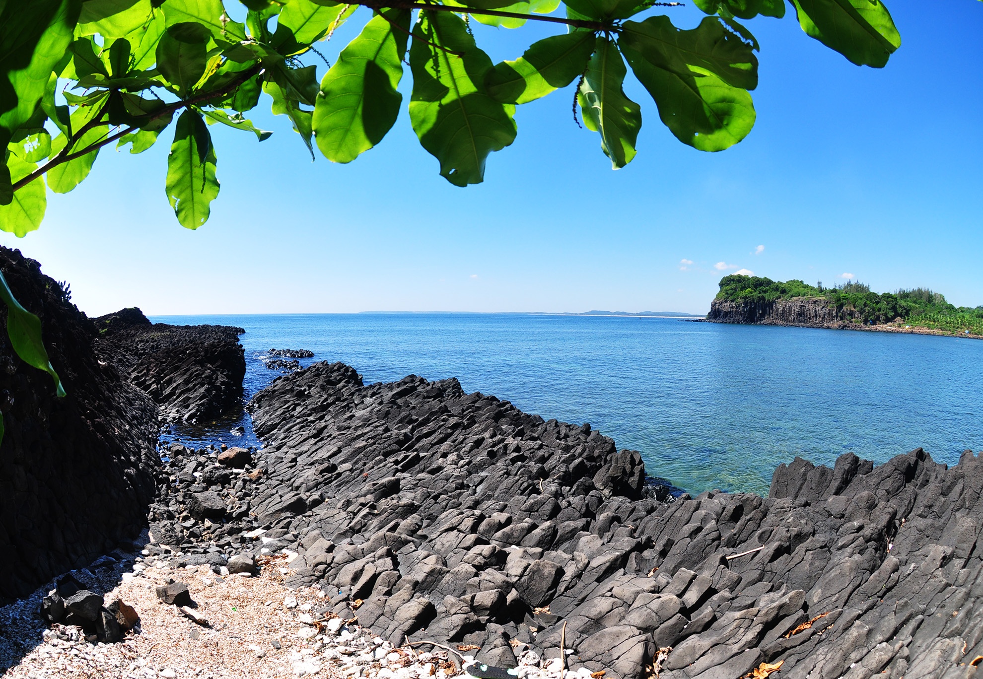 Buc tranh tuyet tac Ganh Yen anh 3