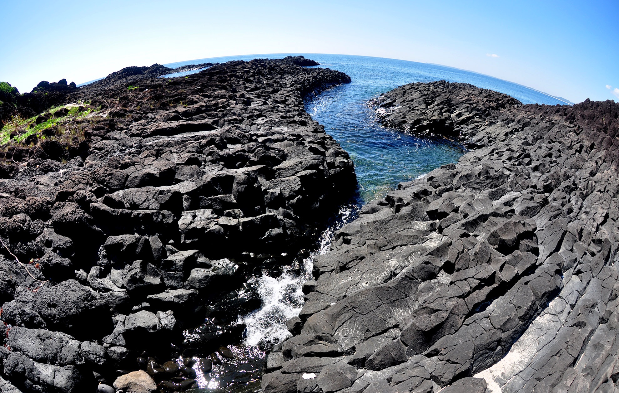 Cong vien dia chat Ly Son anh 1