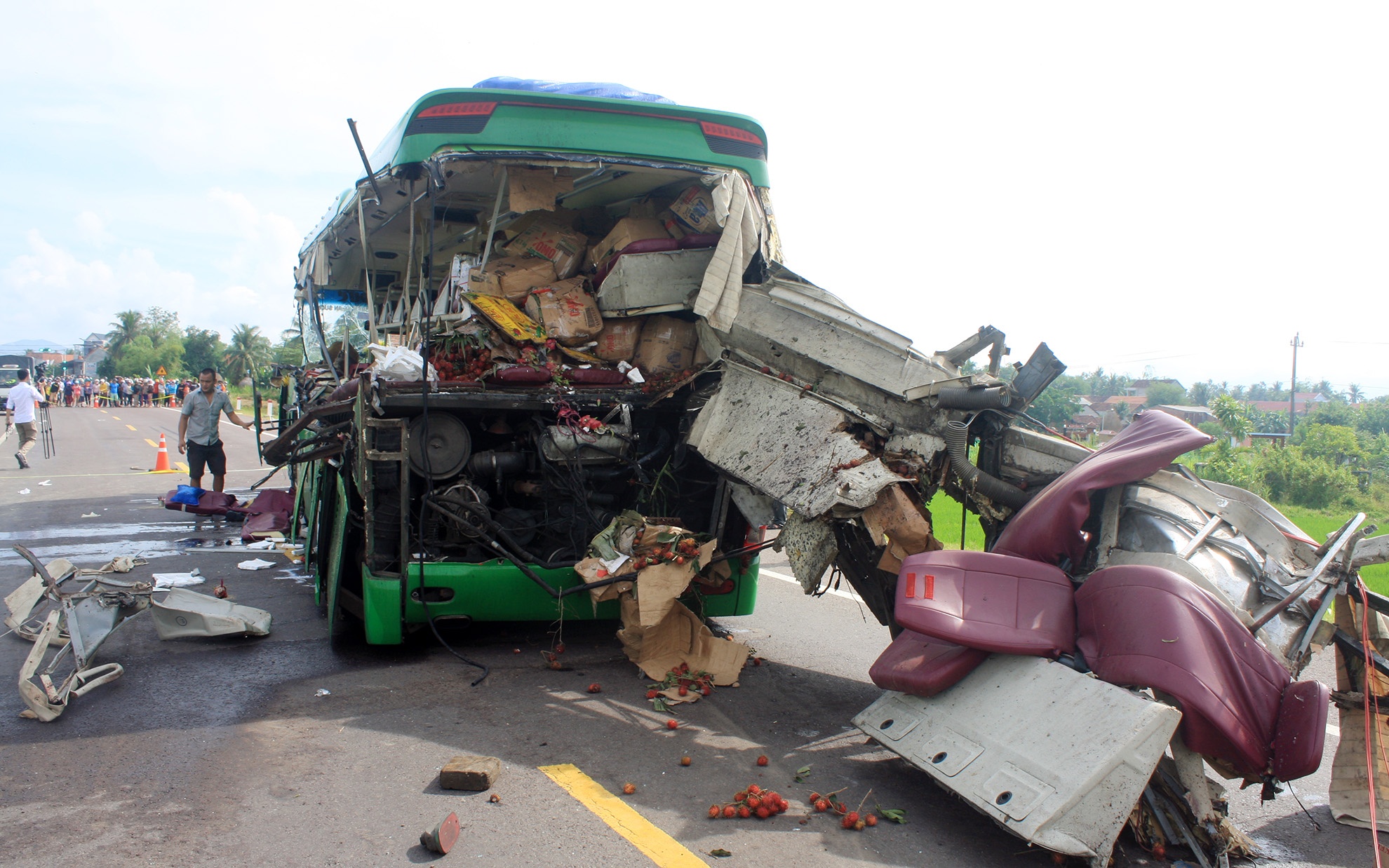 Khoi to vu tai nan khien 5 nguoi chet o Binh Dinh hinh anh