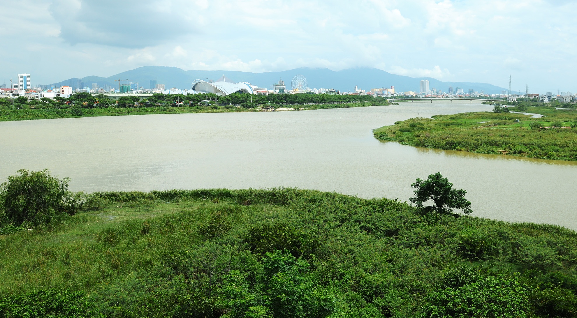 Can canh ve sai pham dat dai Da Nang anh 6