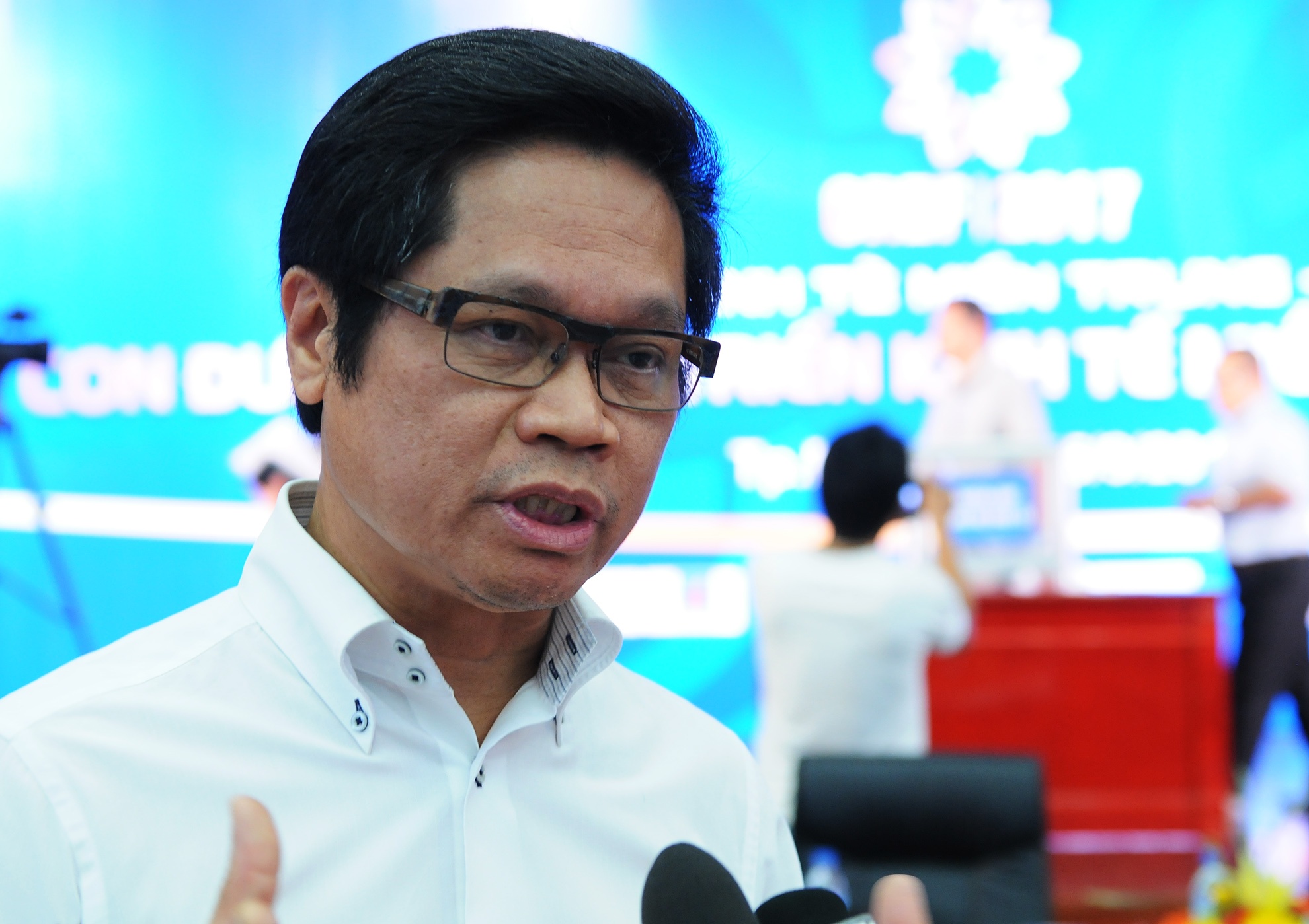 Chuyen gia hien ke de mien Trung 'doi doi' nhanh chong hinh anh