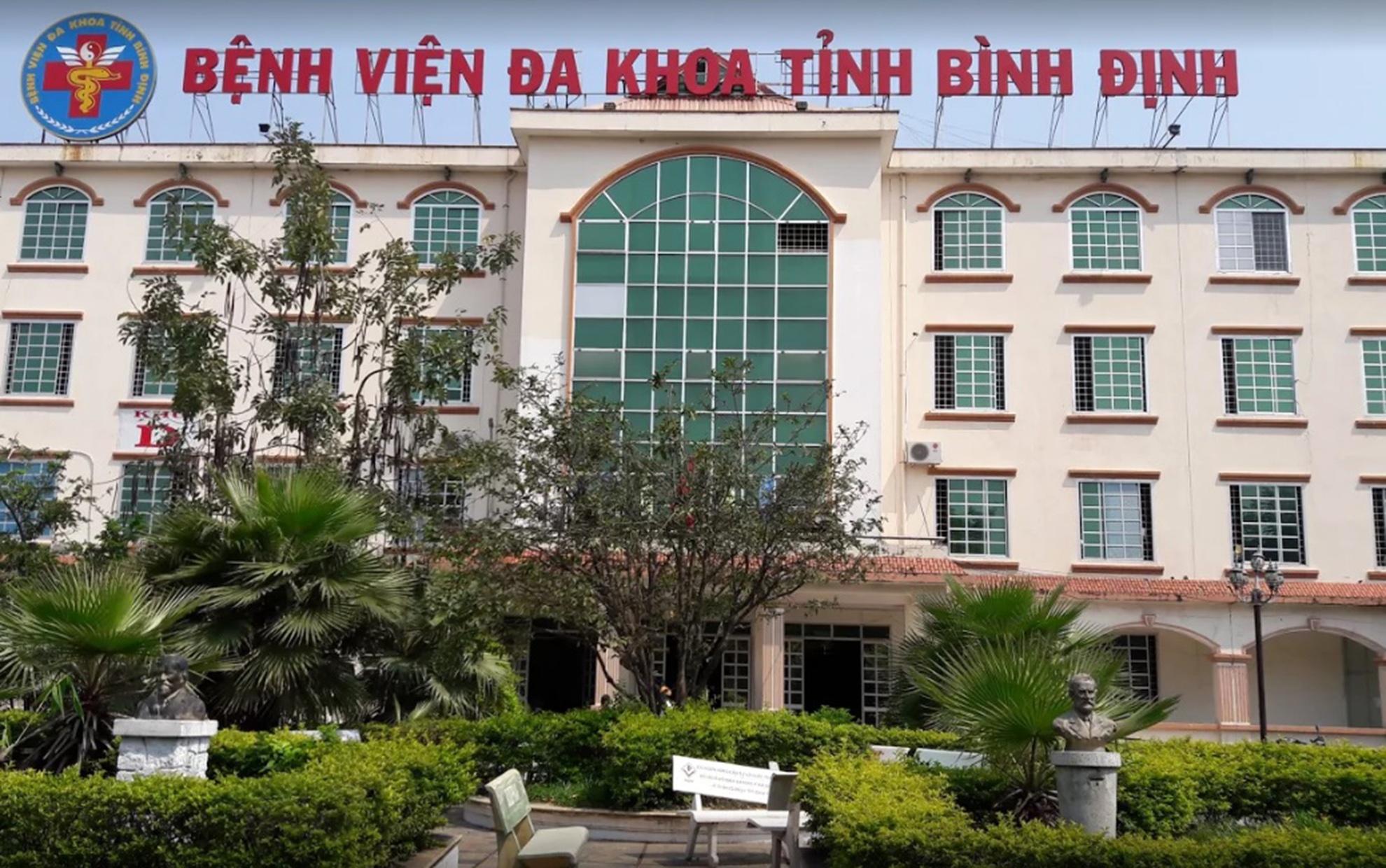 Cách chức Phó trưởng khoa Nội tim mạch Bình Định  ảnh 1 Cach chuc Pho truong khoa Noi tim mach Binh Dinh anh 1