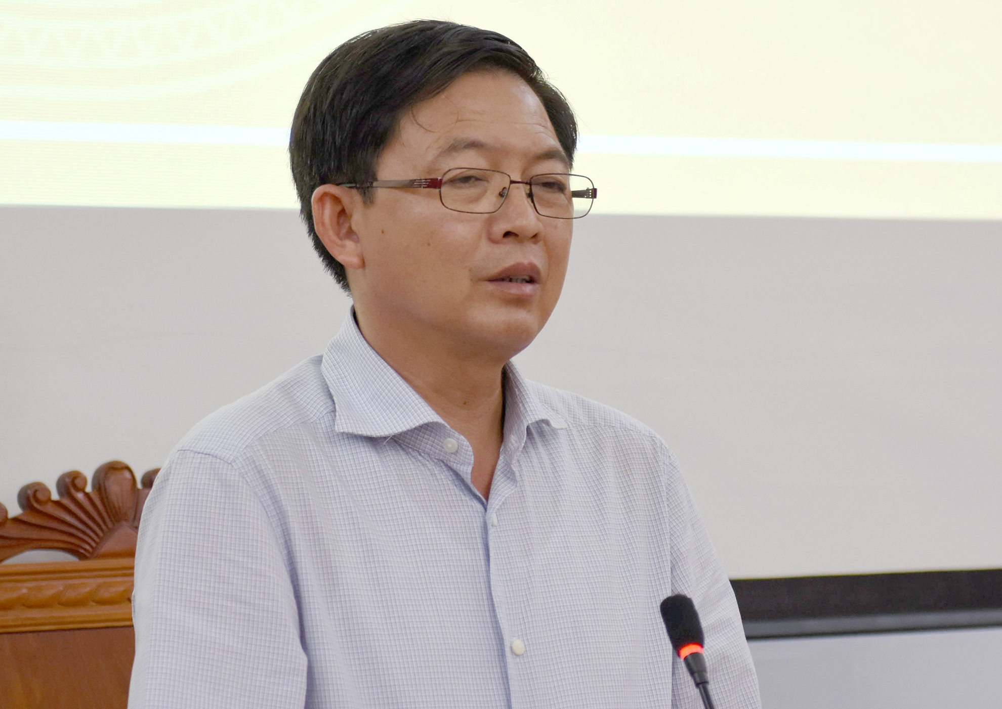 Chủ tịch tỉnh Bình Định ảnh 2 Chu tich tinh Binh Dinh anh 2