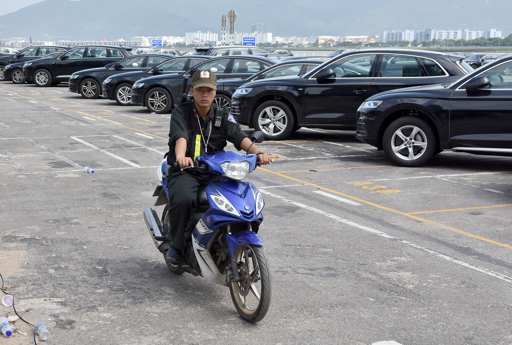 Dan xe sang hoi tu ve Da Nang phuc vu APEC anh 5