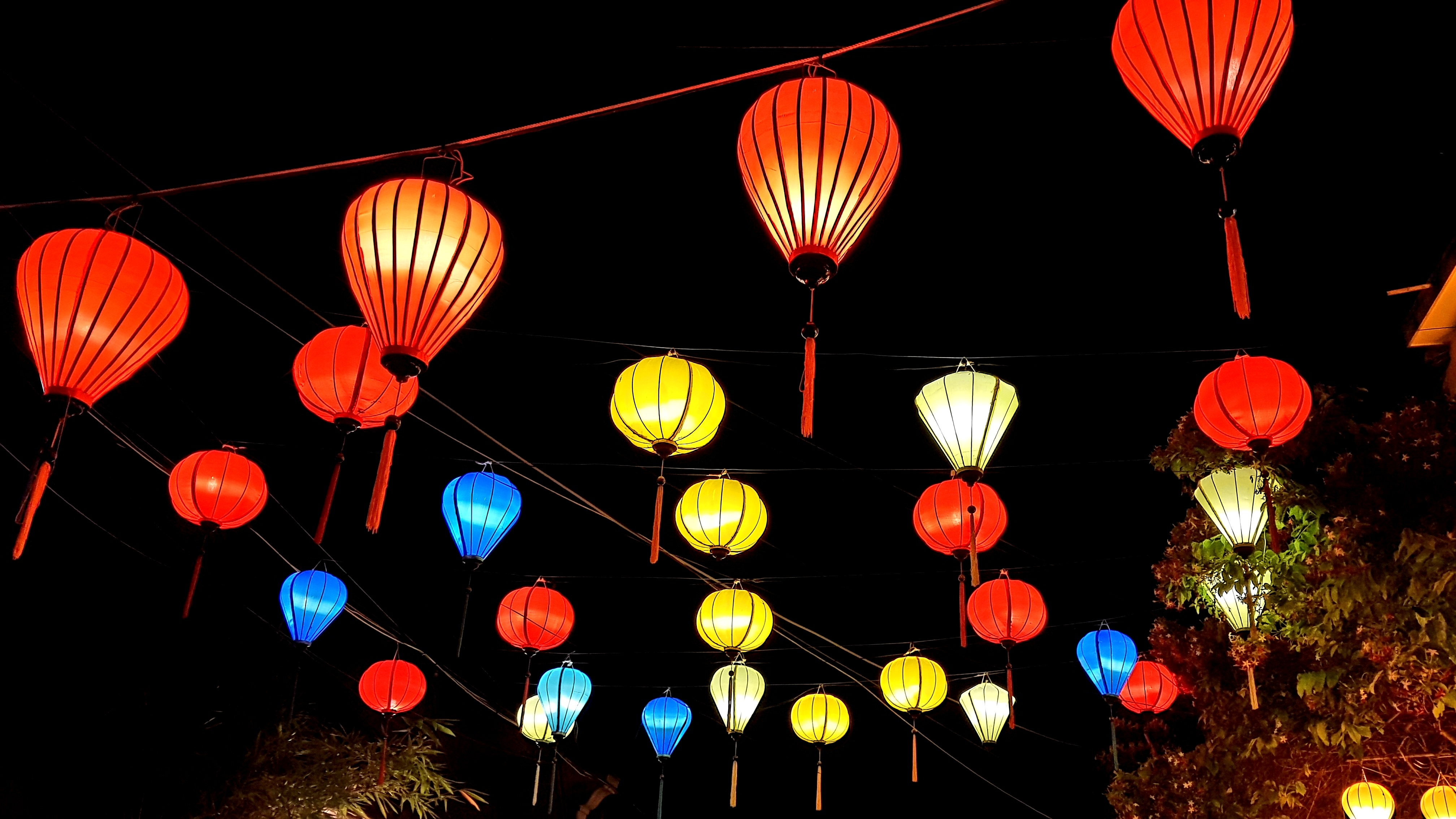 Pho co Hoi An toa sang chao don du khach ben them APEC anh 7