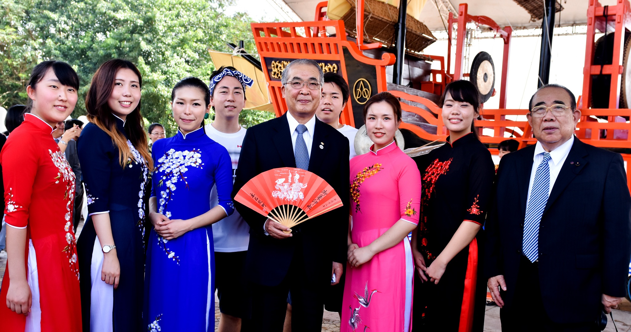 Tai hien dam cuoi cong nu Ngoc Hoa 400 nam truoc anh 17