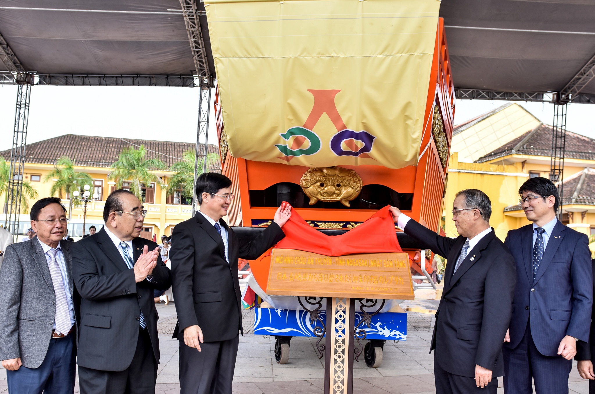 Tai hien dam cuoi cong nu Ngoc Hoa 400 nam truoc anh 2