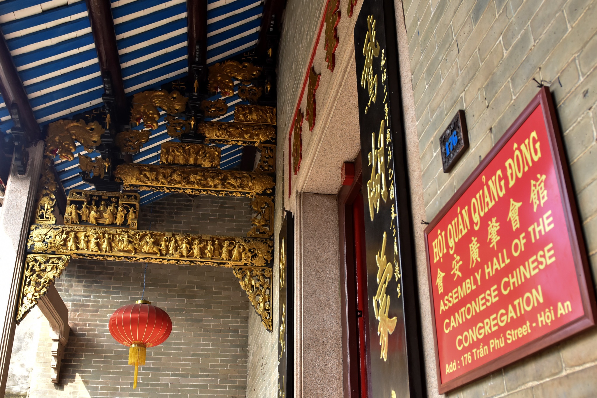 Hoi quan Quang Dong o pho co Hoi An anh 3