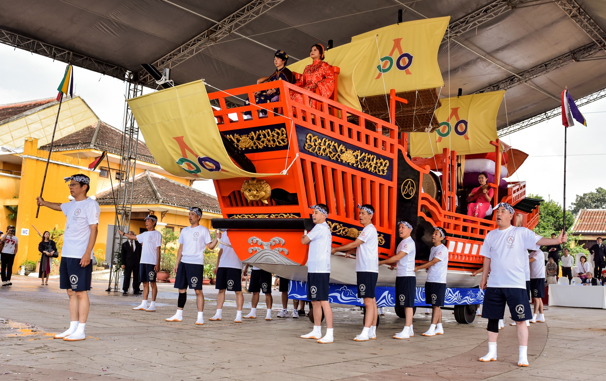 Tai hien dam cuoi cong nu Ngoc Hoa 400 nam truoc anh 9