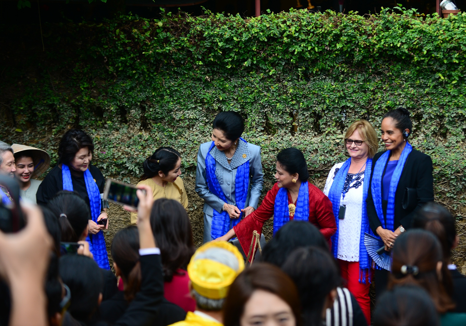 Phu nhan tham pho co Hoi An anh 3