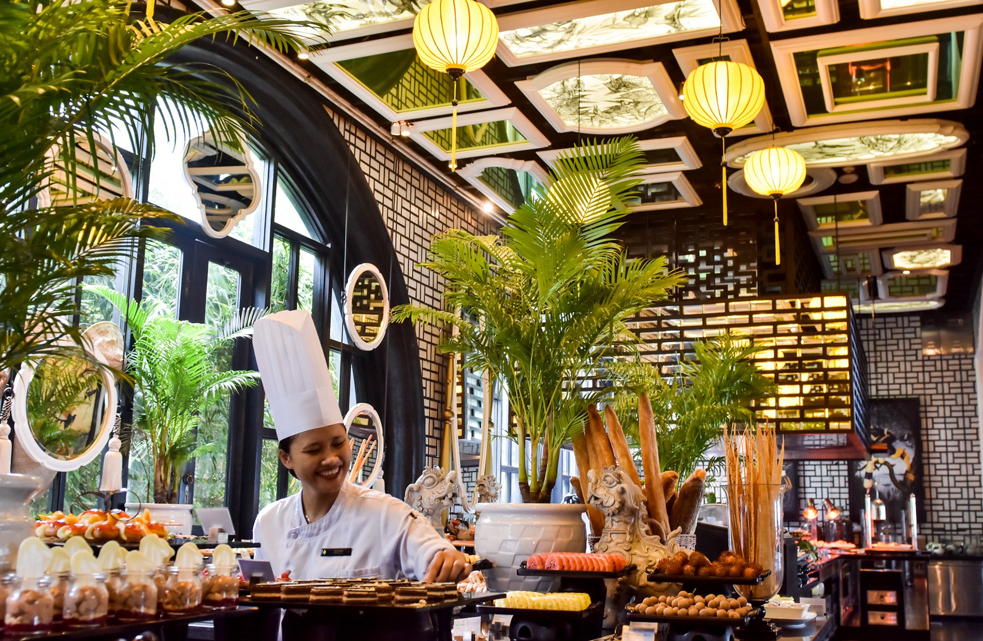 Ba me con cung vao bep phuc vu lanh dao cap cao APEC anh 8