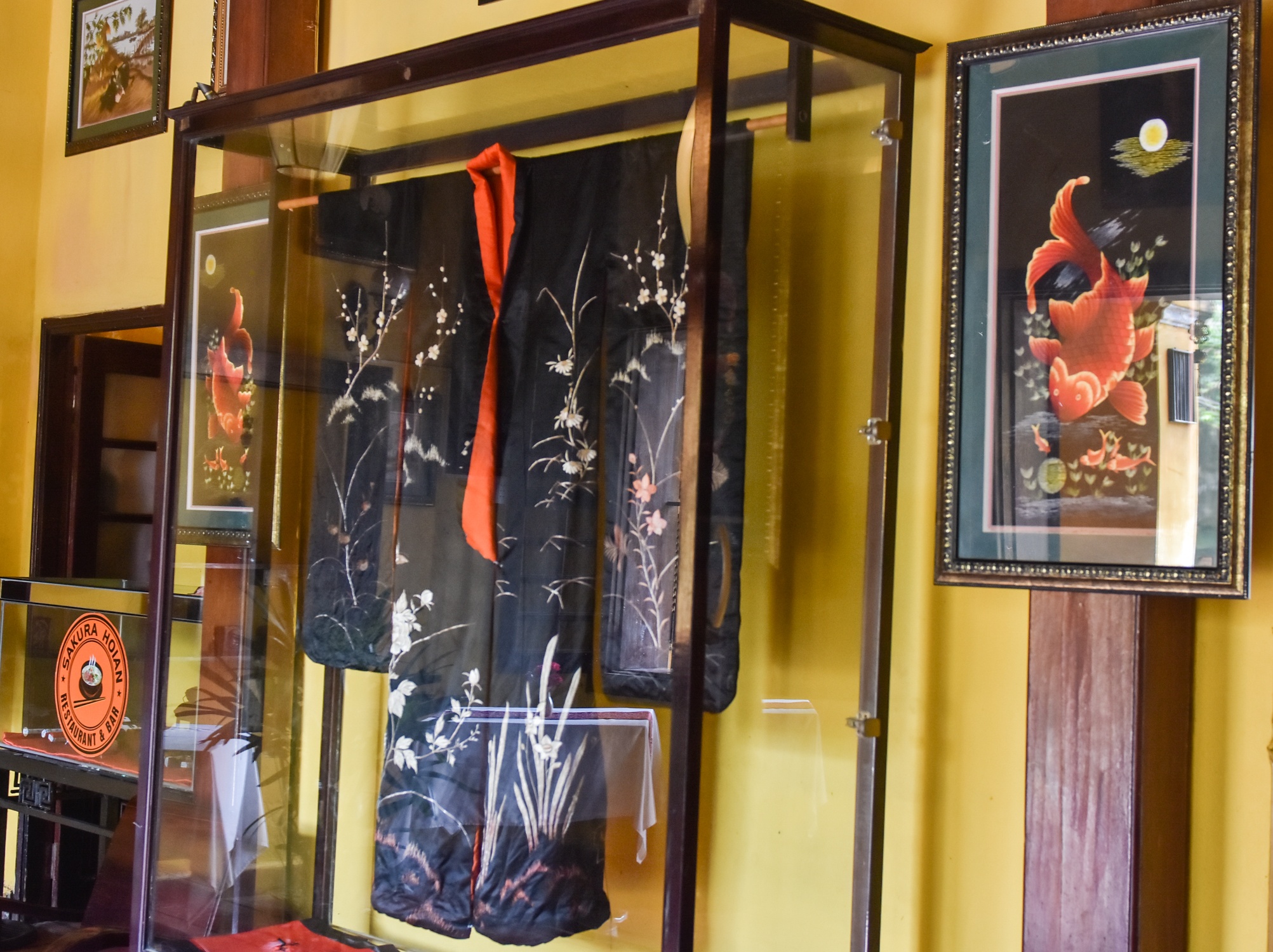 Nha hang chieu dai Thu tuong Nhat Ban anh 9