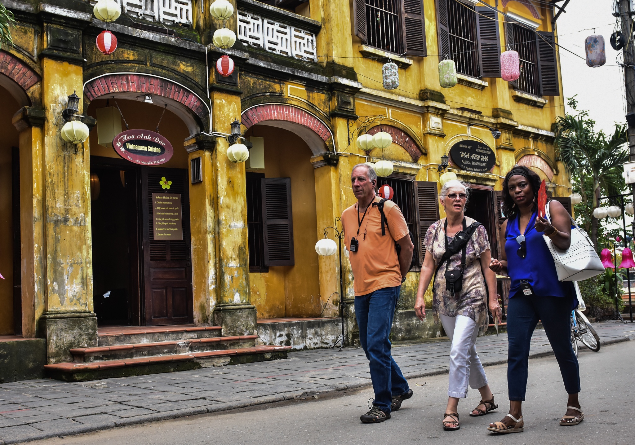 Nha hang chieu dai Thu tuong Nhat Ban anh 3