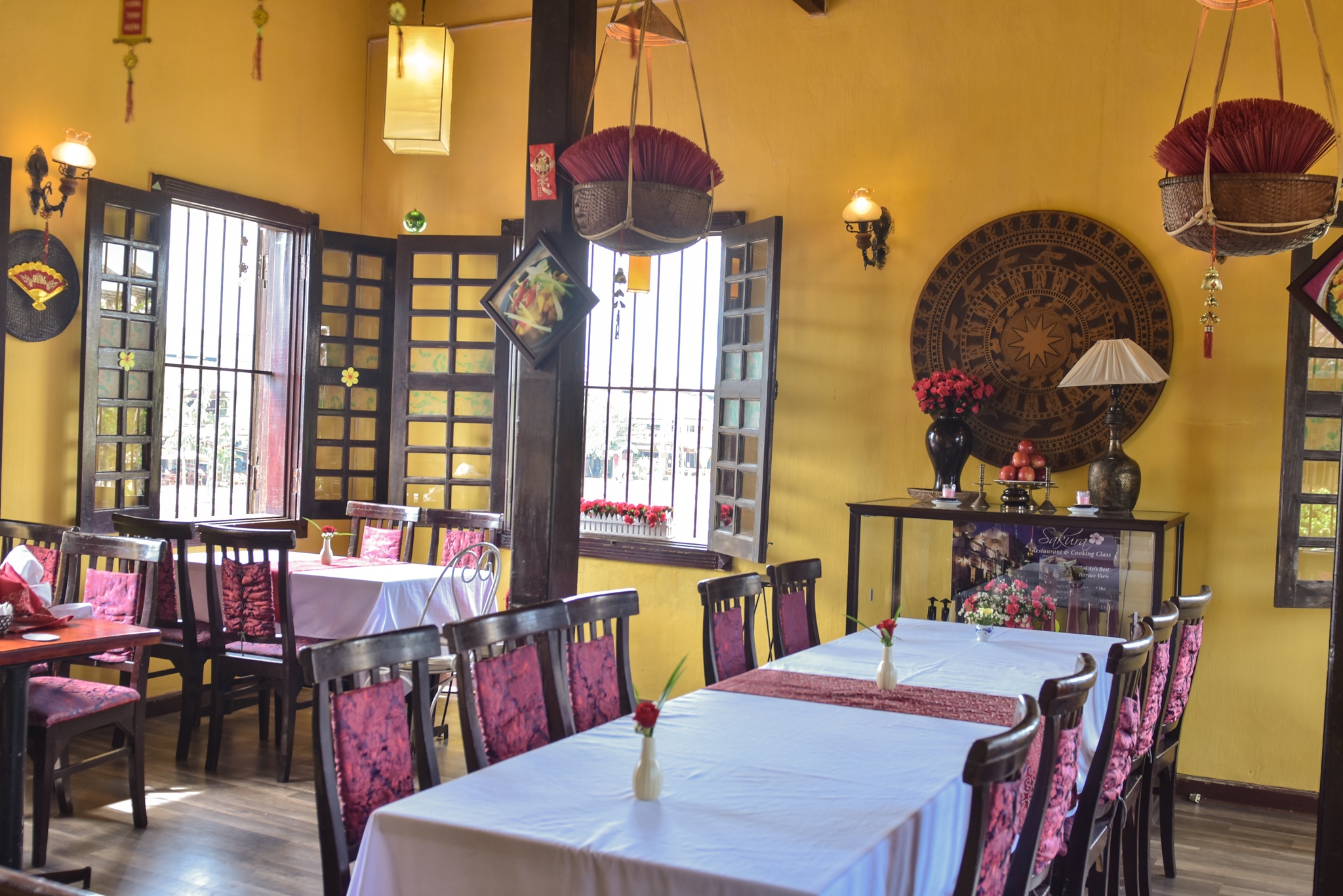 Nha hang chieu dai Thu tuong Nhat Ban anh 7