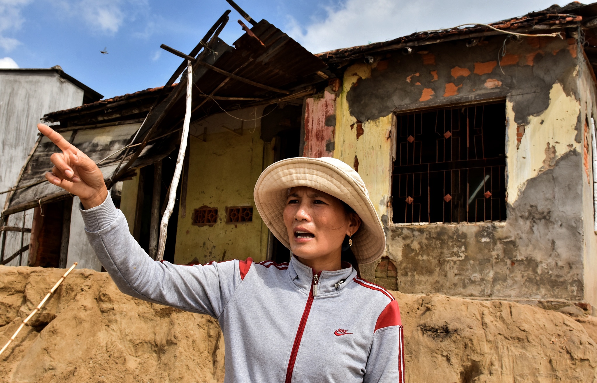 Trieu cuong nuot nha dan Quang Ngai anh 10