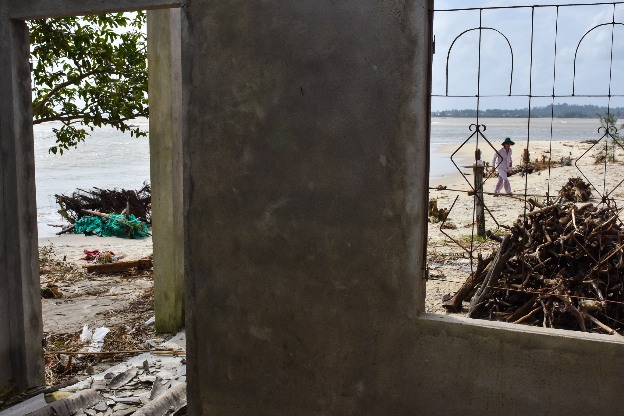 Trieu cuong nuot nha dan Quang Ngai anh 11