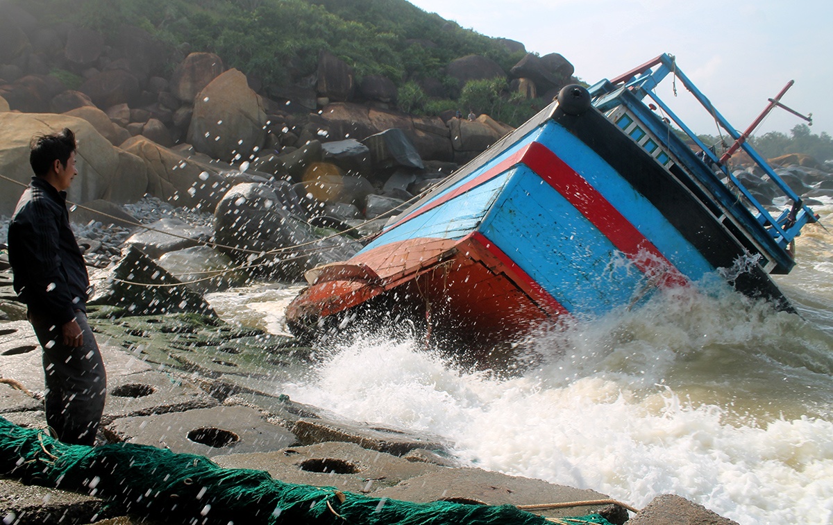 Ngu dan khon kho vi du an cua bien 100 ty 'treo' hinh anh