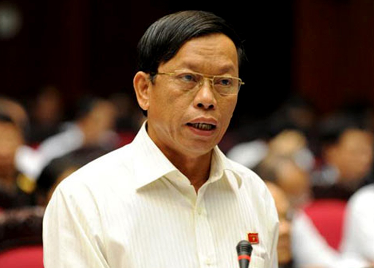 Cuu Bi thu Quang Nam xin co hoi sua sai cho con trai Le Phuoc Hoai Bao hinh anh