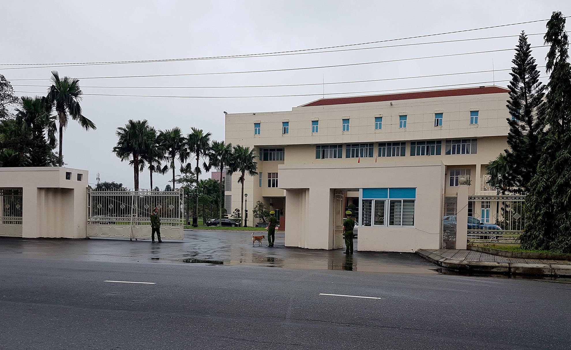 Công bố sai phạm lãnh đạo chủ chốt Quảng Nam ảnh 2 Cong bo sai pham lanh dao chu chot Quang Nam anh 2