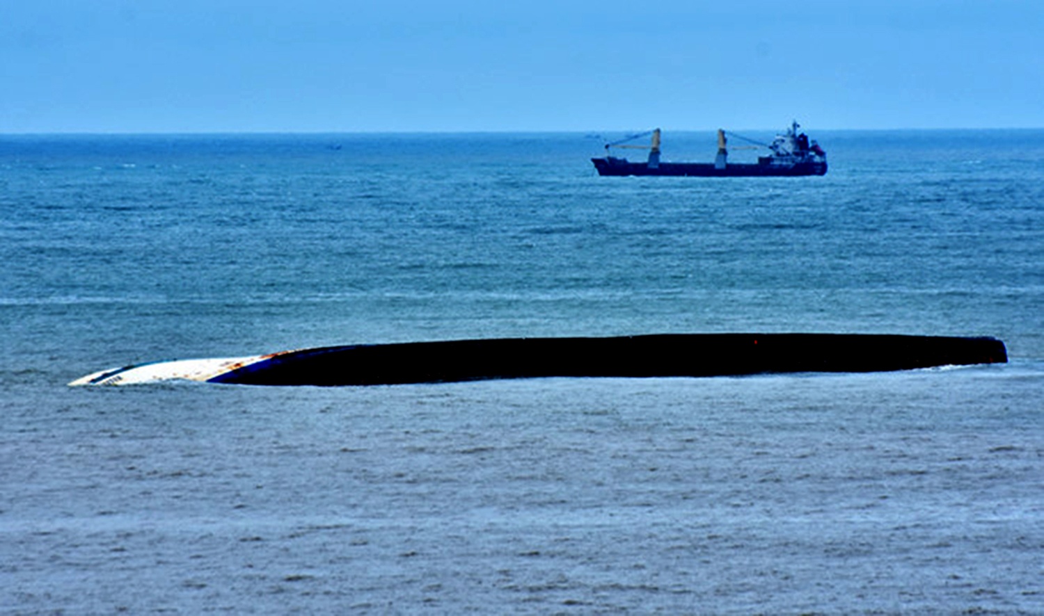 Bo Cong an yeu cau lam ro vu tau Jupiter chim, 7 nguoi lam nan hinh anh