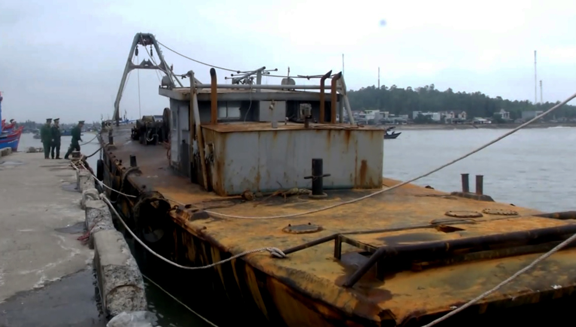 Phat hien sa lan dung xay cong trinh tren bien nghi cua Trung Quoc hinh anh