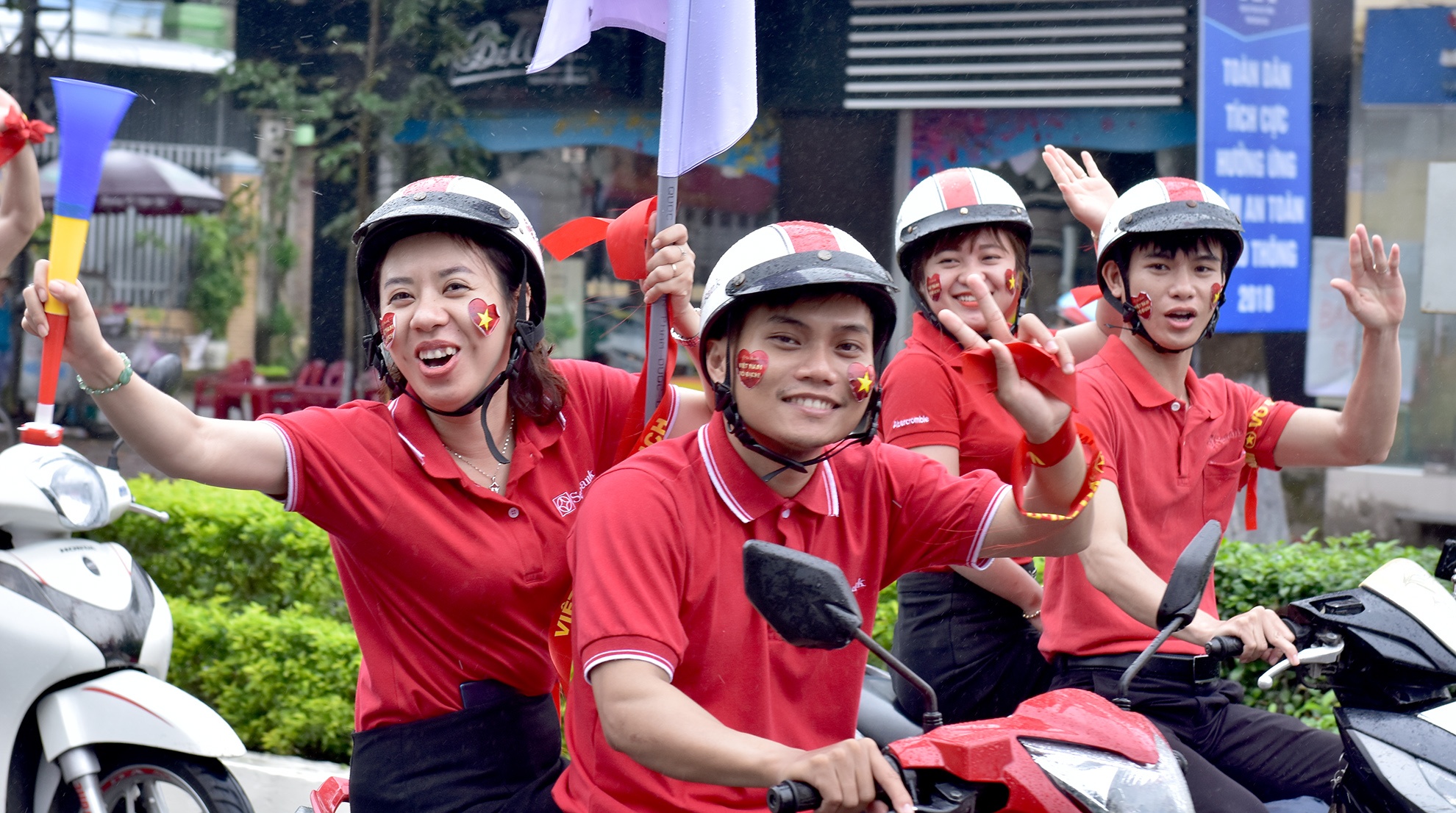 Duong pho Quang Ngai huyen nao tieng coi co dong U23 Viet Nam hinh anh