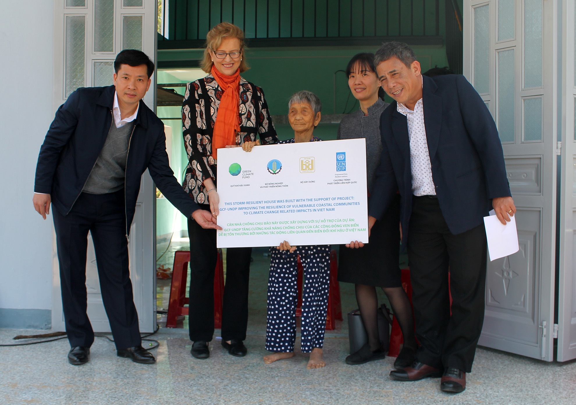 Bien doi khi hau anh 1